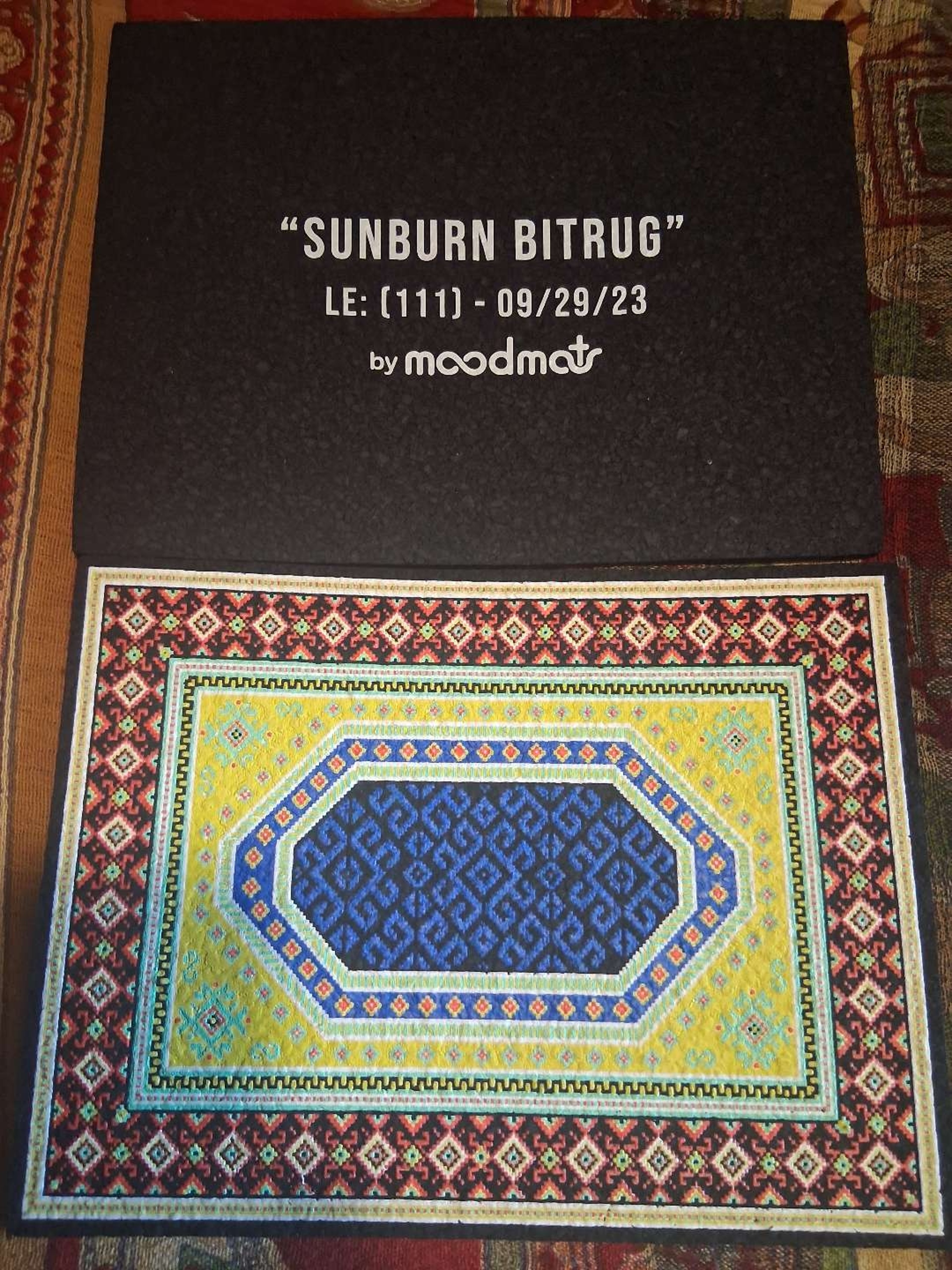 Rare* Glow in the dark "Sunburn" Bitrug, Moodmat (UV Reactive) image 0
