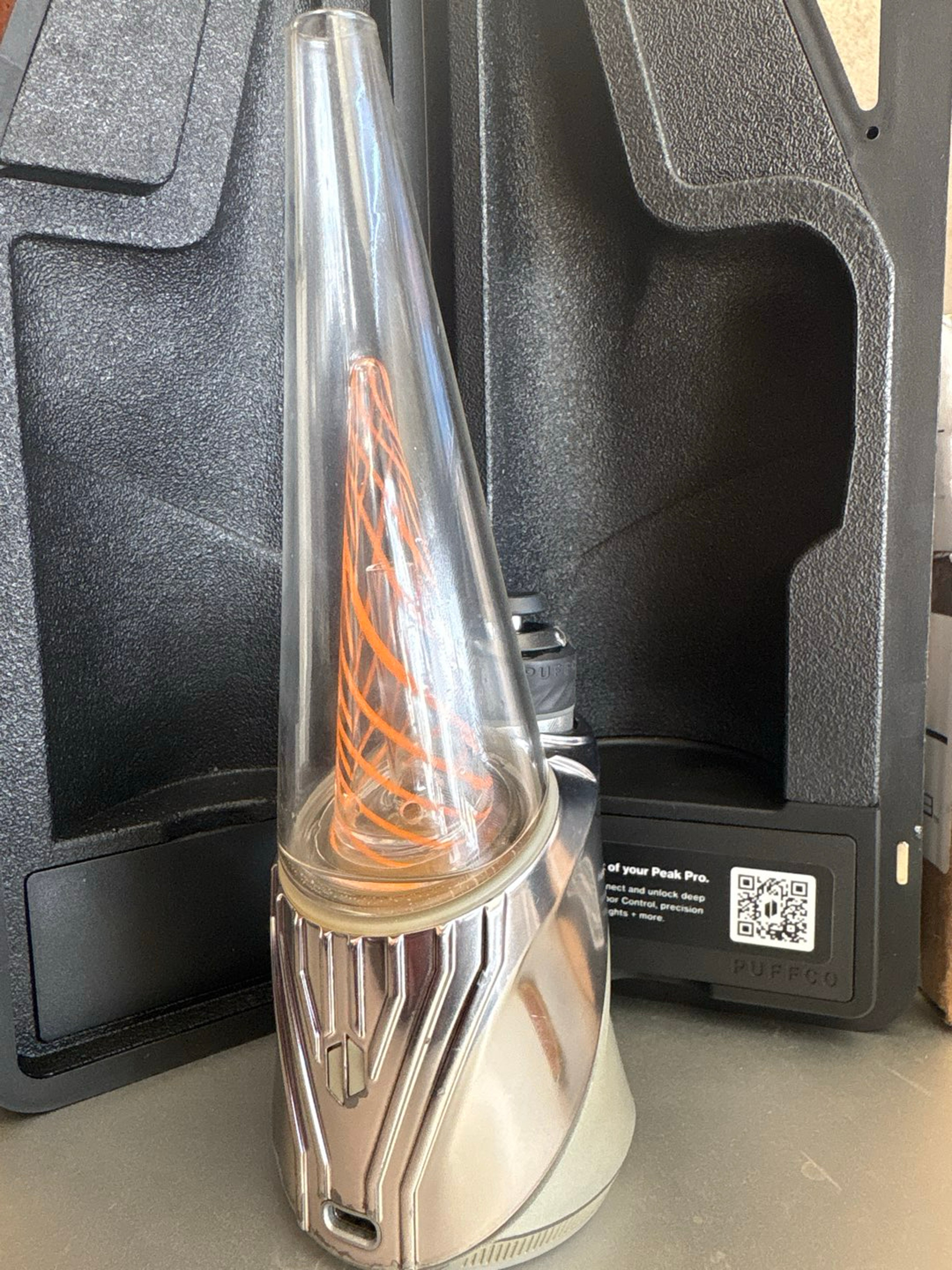 Preview pic of Puffco peak pro guardian