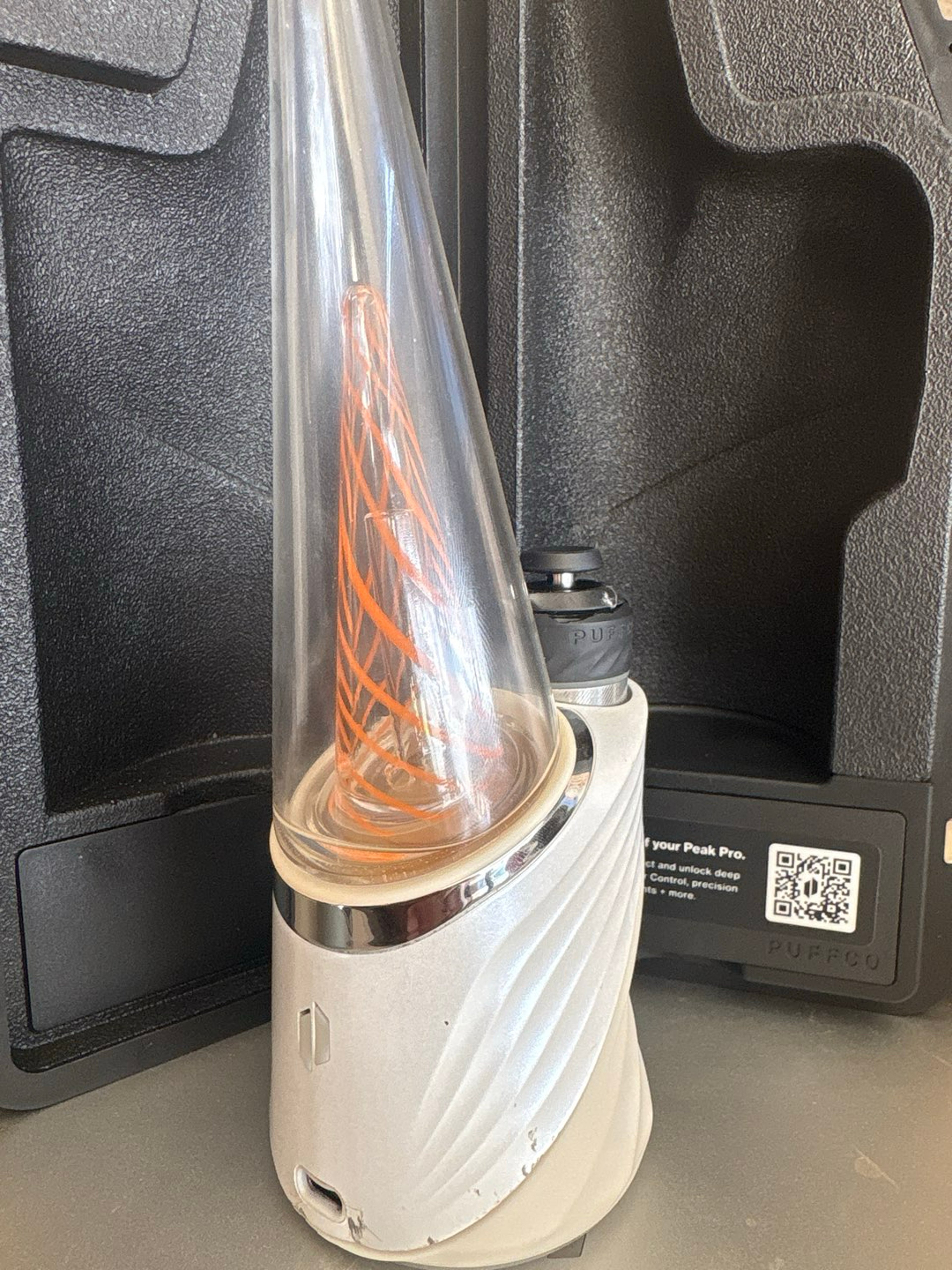 Preview pic of Puffco peak pro pearl