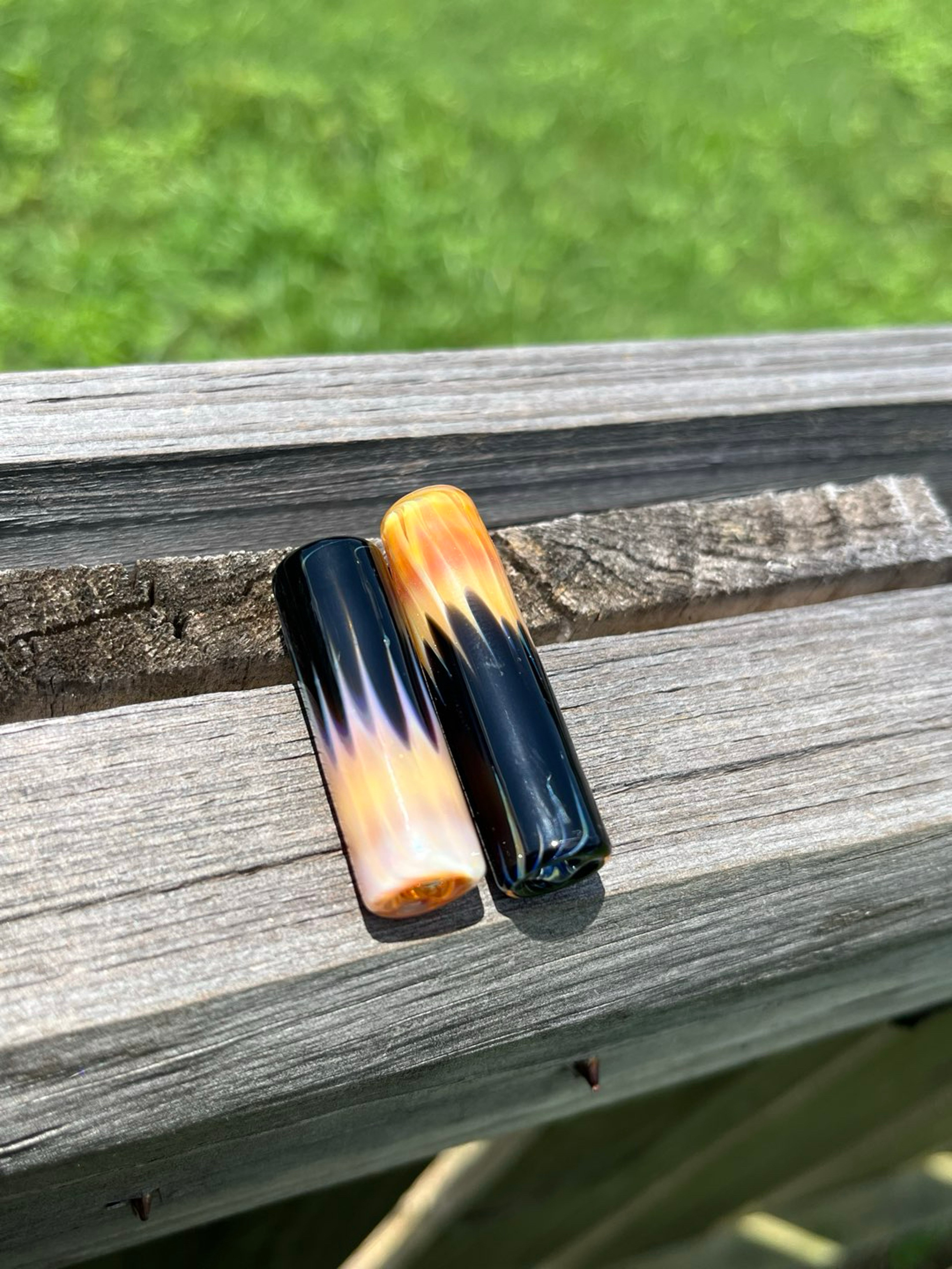 Preview pic of Black and Carmel 3 hole joint tips