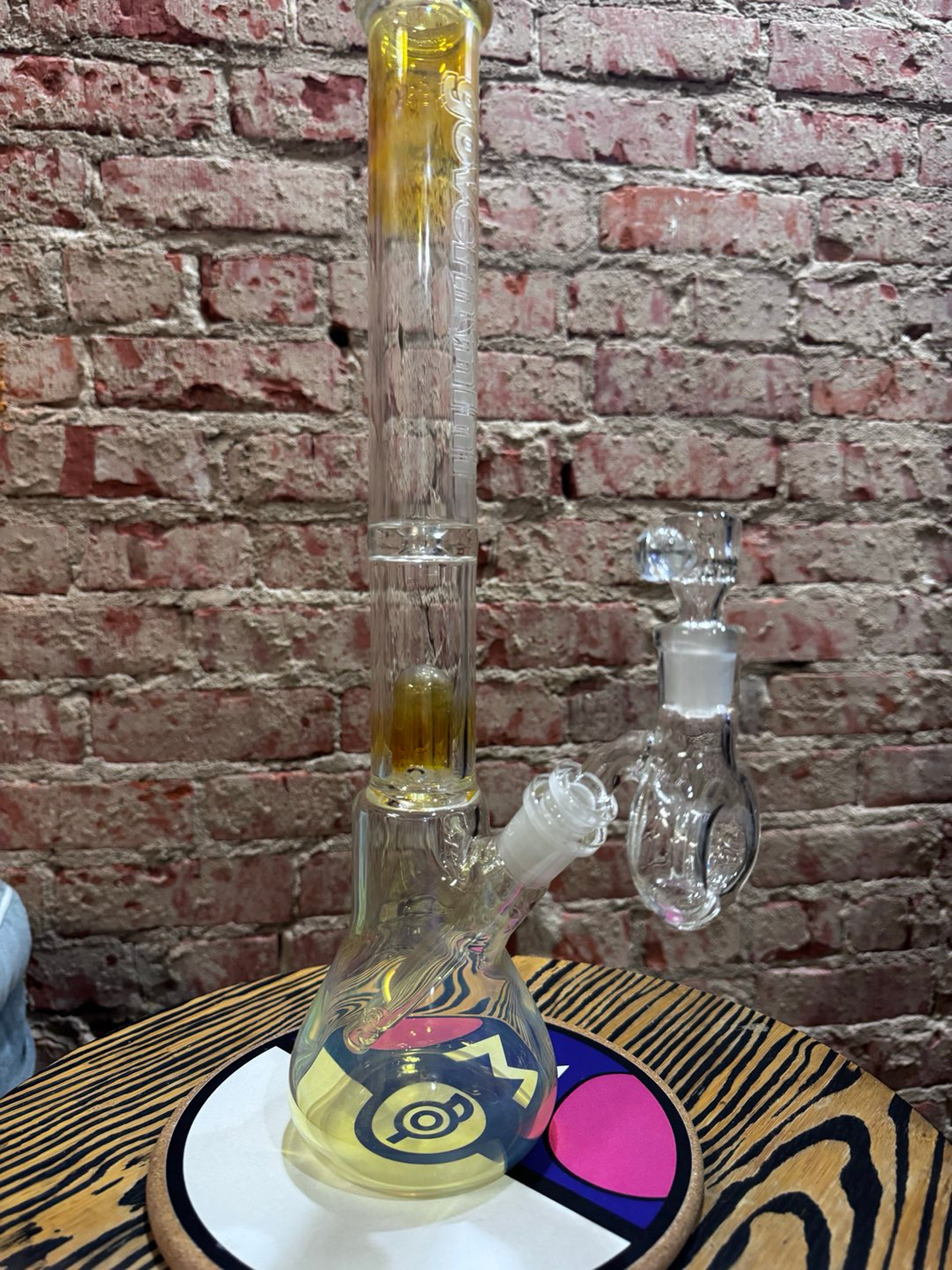 Preview pic of Governmint fumed beaker(w catch extra)