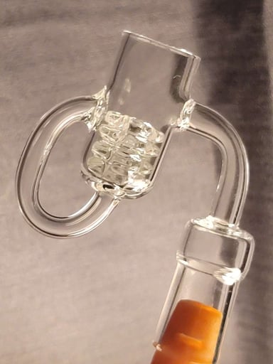 Preview pic of Recycler Banger with Quartz Knot 14mm Female