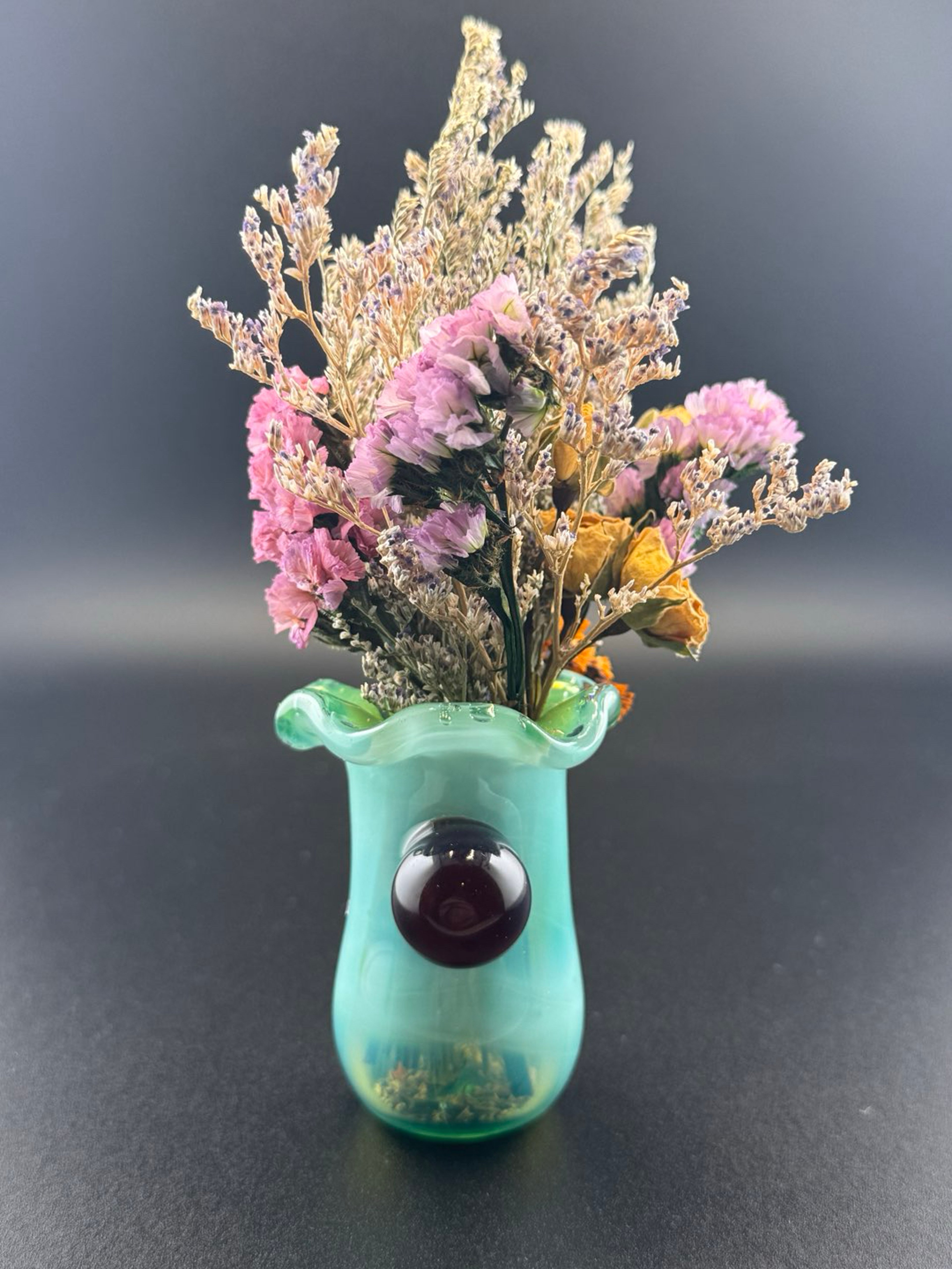 Preview pic of Floppy mini vase