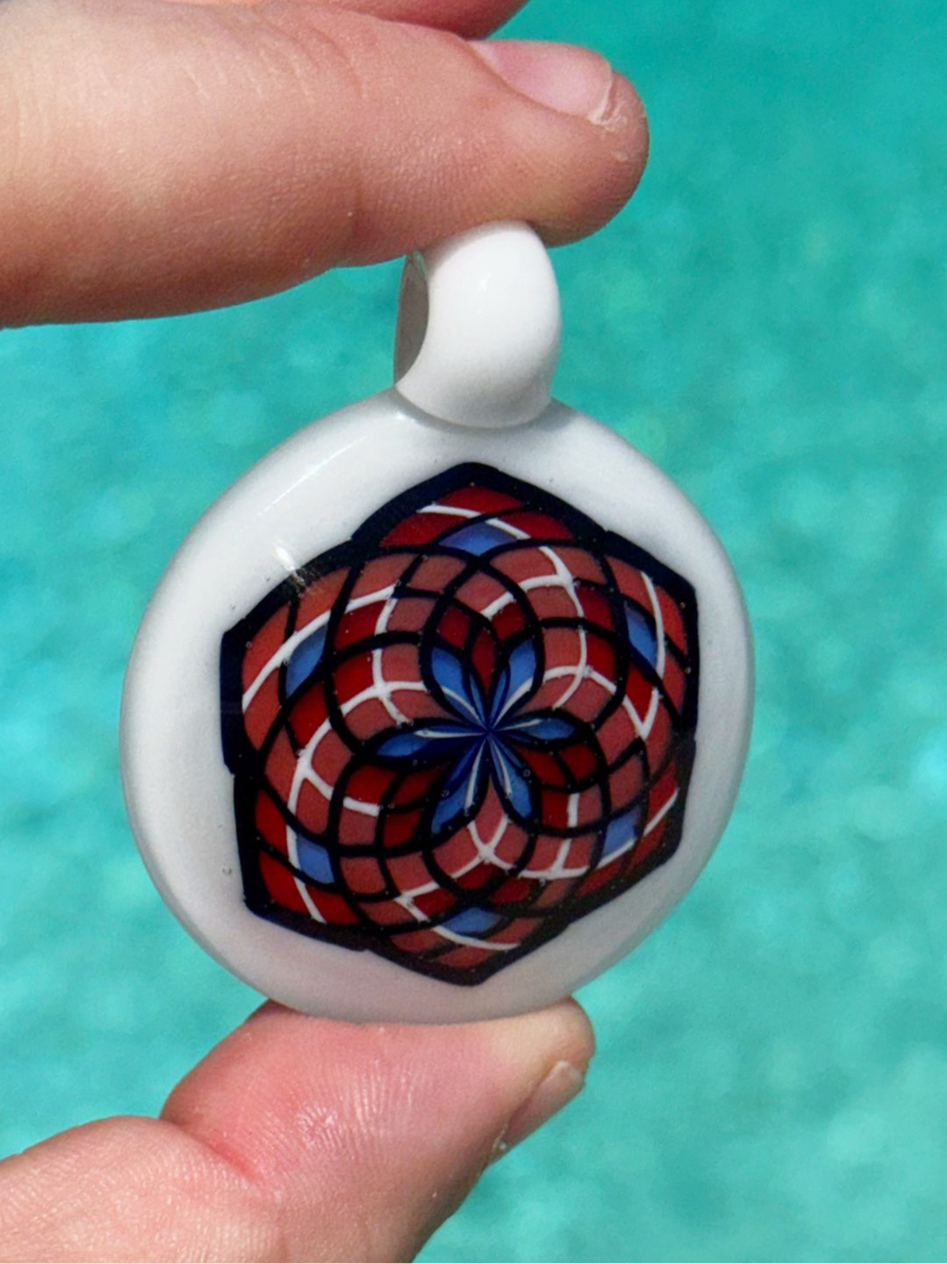 Preview pic of Dew Glass Fillacello Pendant