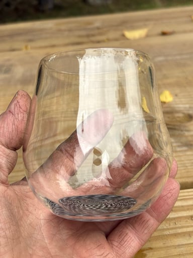 Preview pic of Bottom window Switchback wine glass 2026