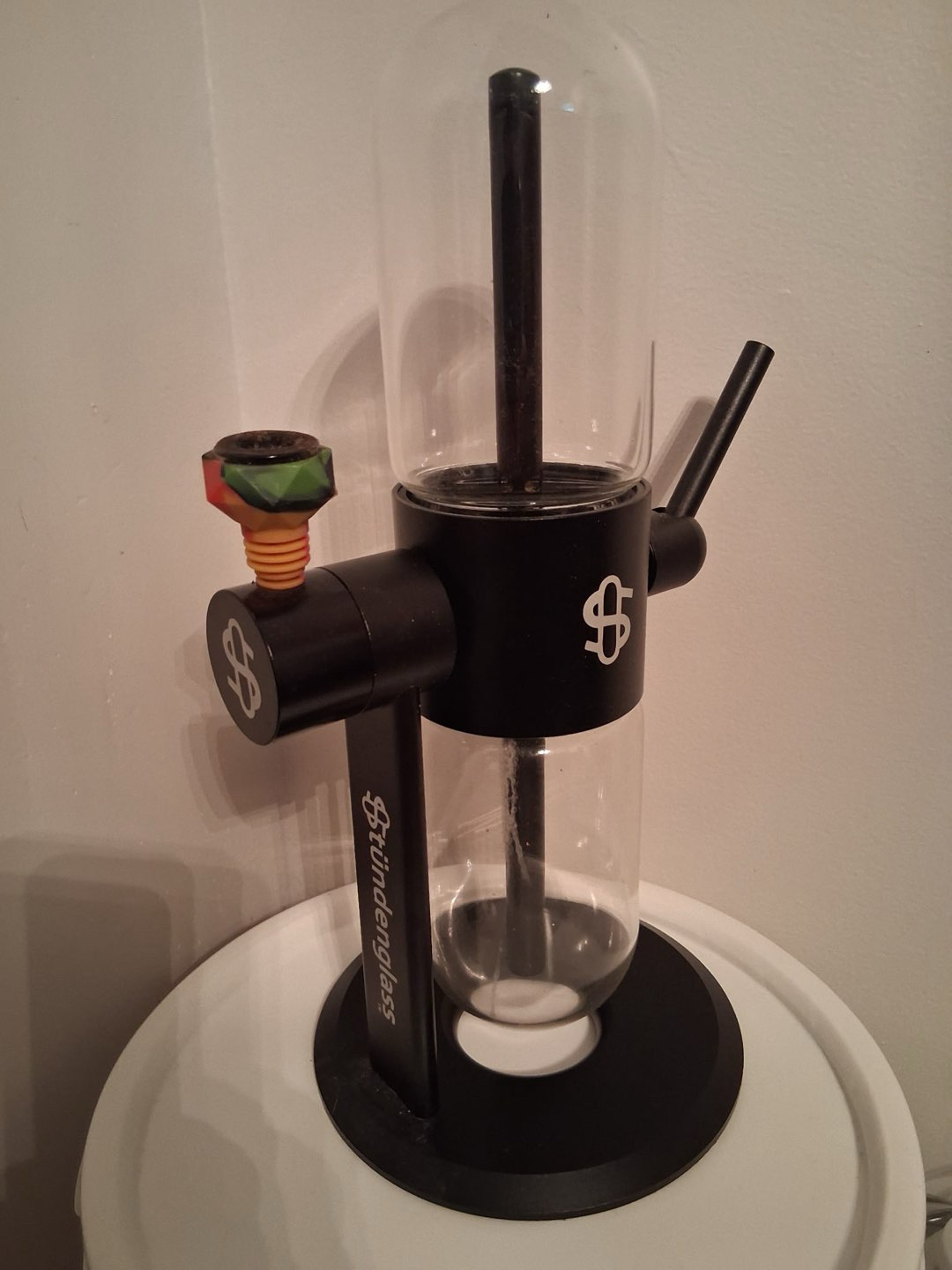 Preview pic of Mike Tyson Gravity Bong with custom bowl piece