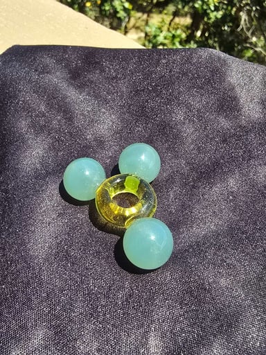 Preview pic of Marble Stand