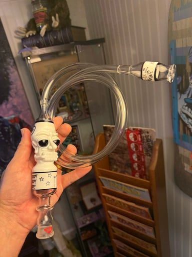 Preview pic of Ouchkick vapor bros whip