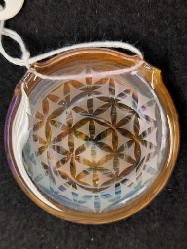 Preview pic of Russian Glass Pendy