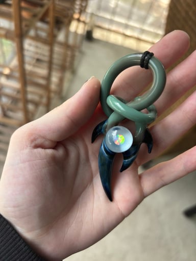 Preview pic of Cambria Pendant