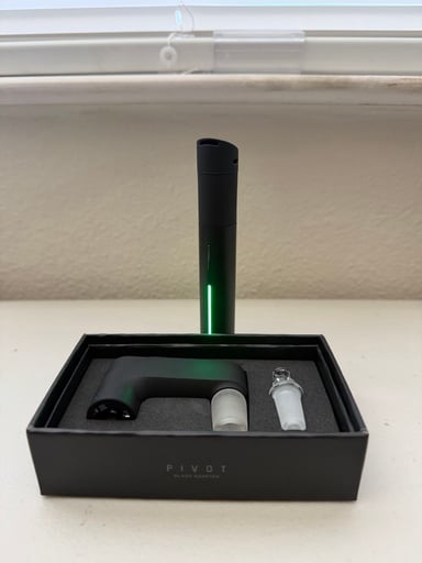 Preview pic of Puffco Pivot + Glass Adapter Setup