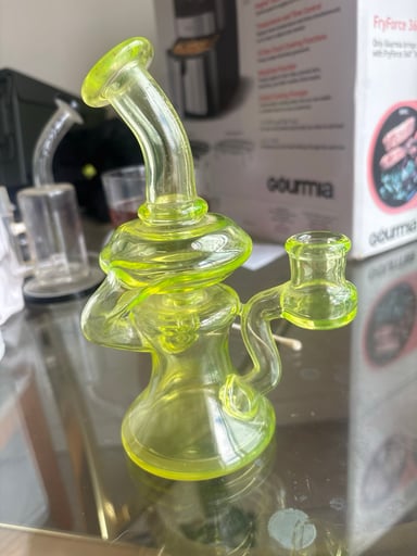 Preview pic of Chip G Klein recycler