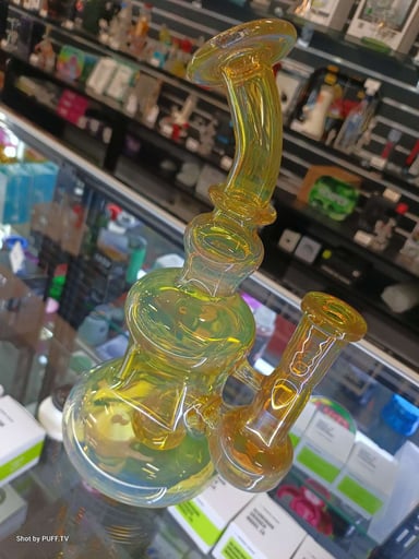 Preview pic of Sika glass hand blown rig never used