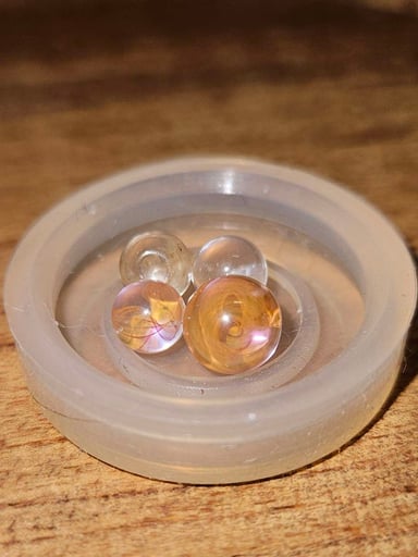 Preview pic of Teurfs glass pearl set