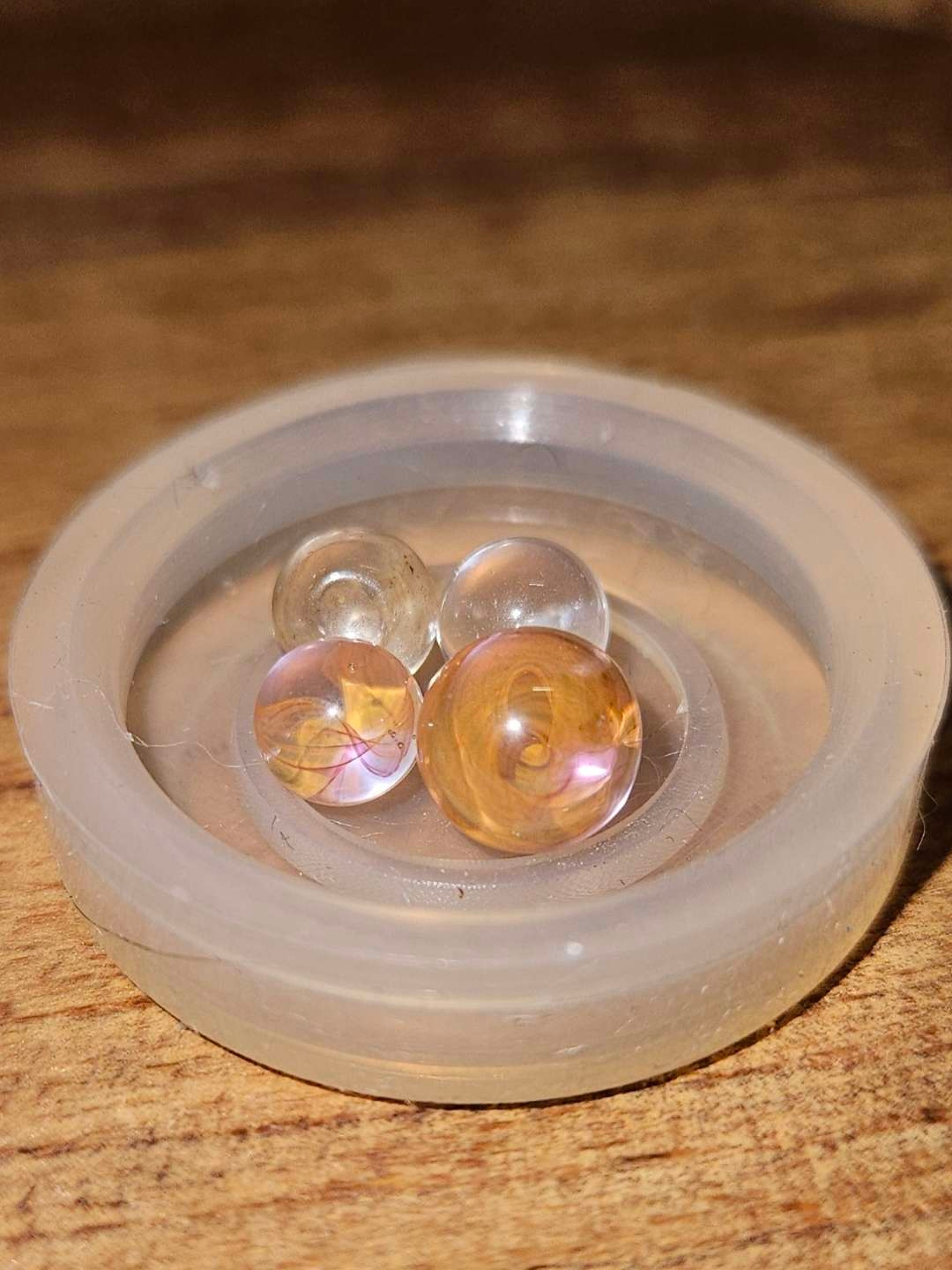 Teurfs glass pearl set image 0
