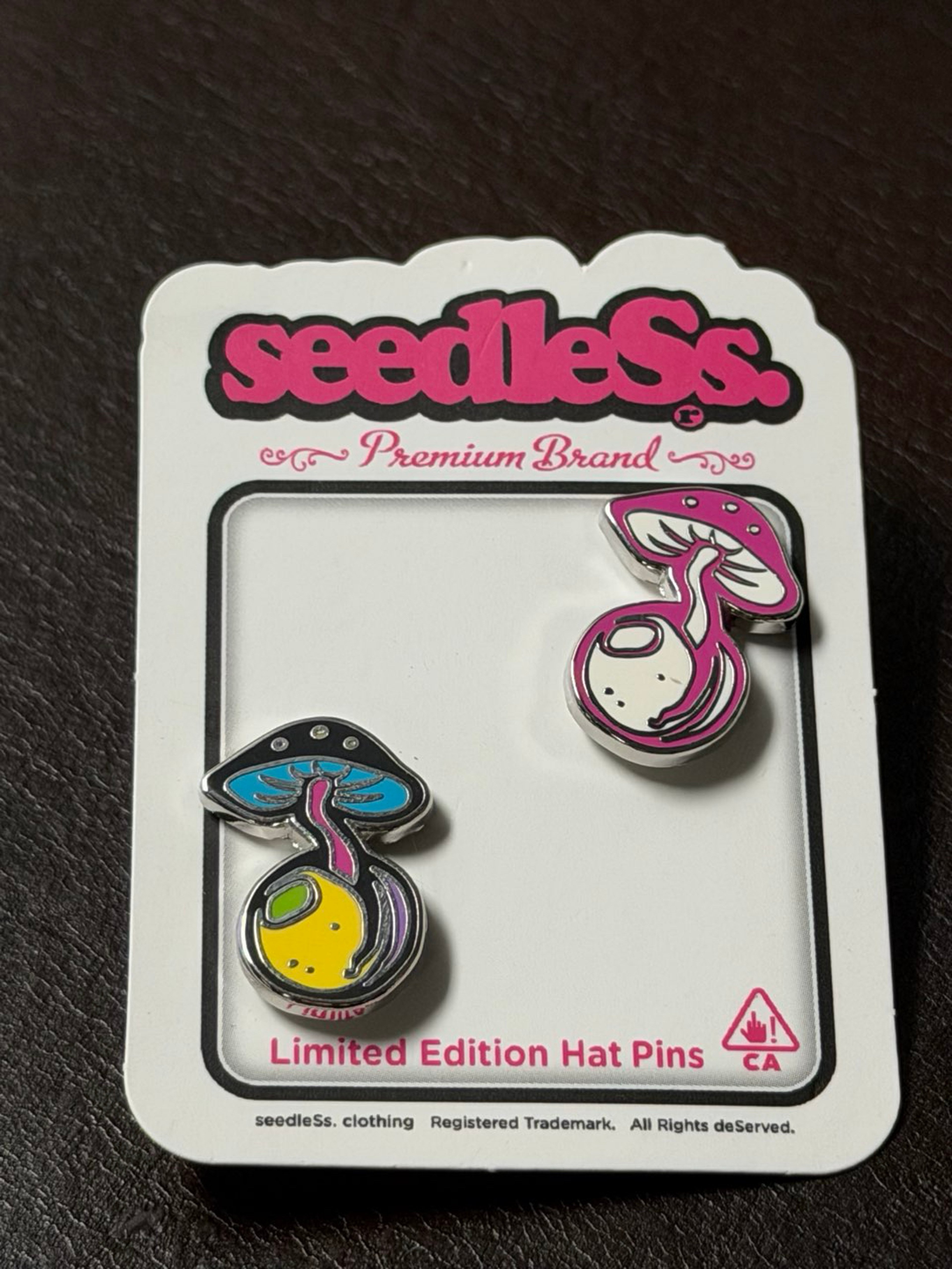Preview pic of Seedless pins