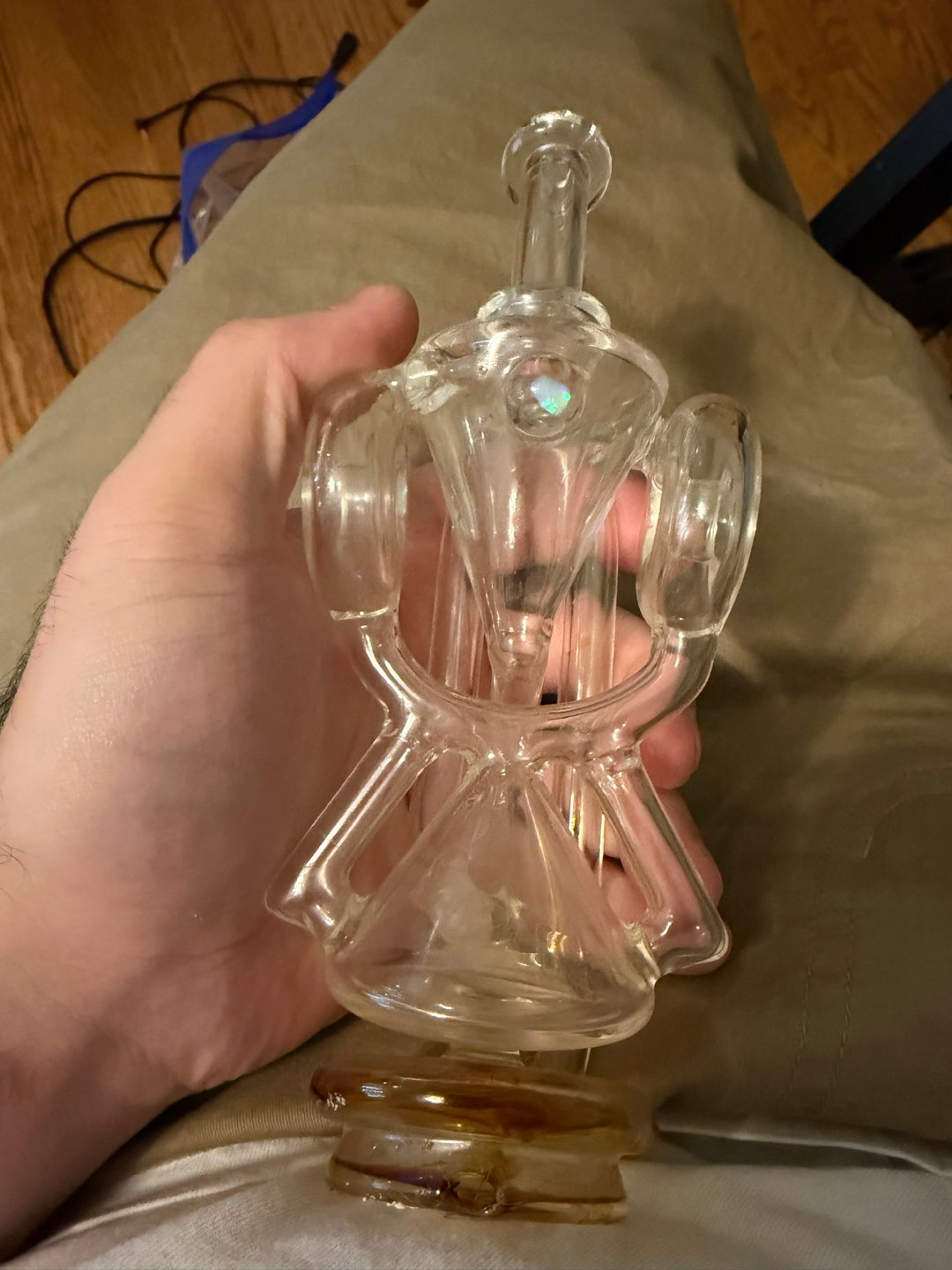Preview pic of Iridescent glass donut recycler