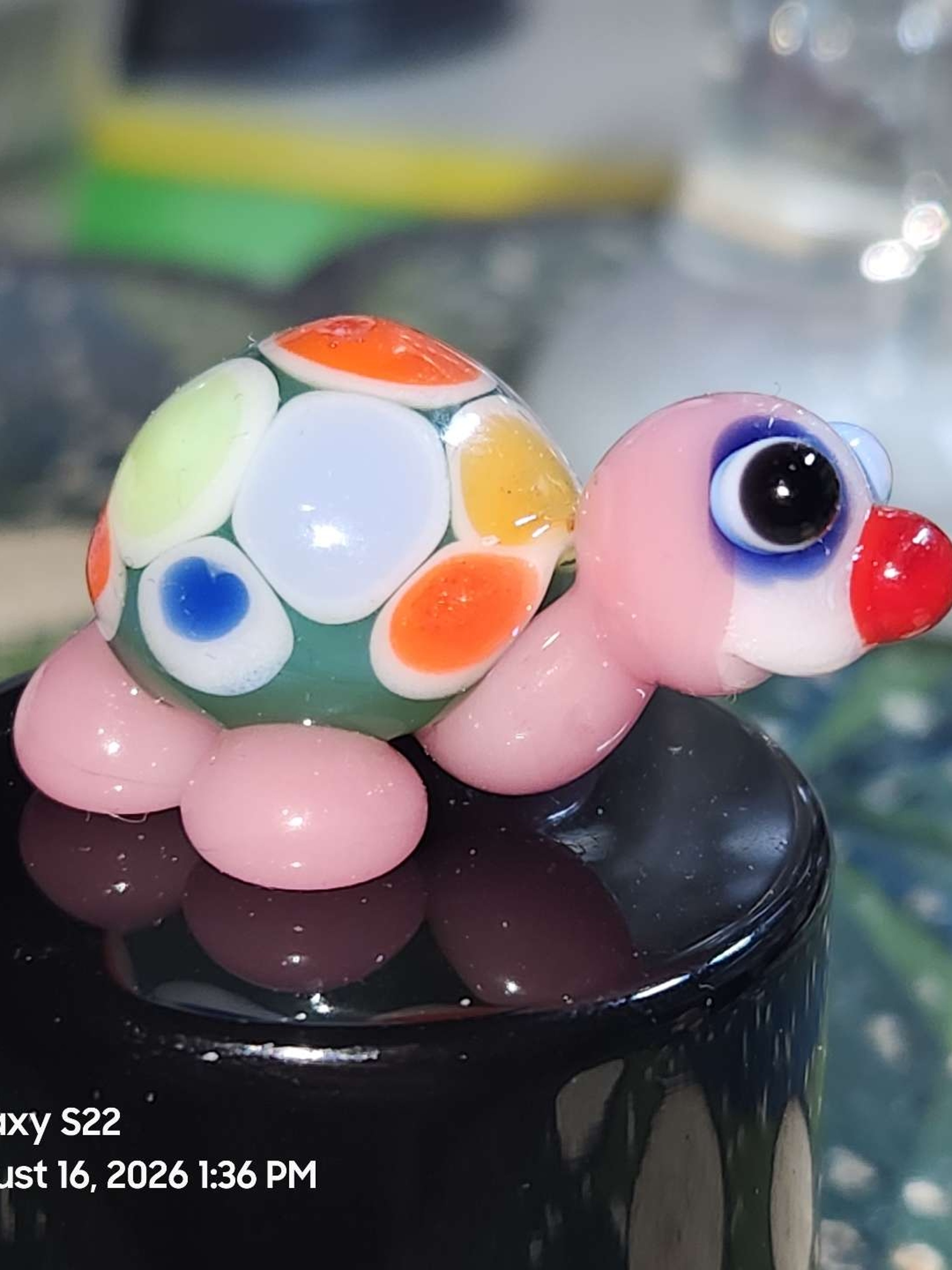 Preview pic of Colorful turtle sculpture / figurine