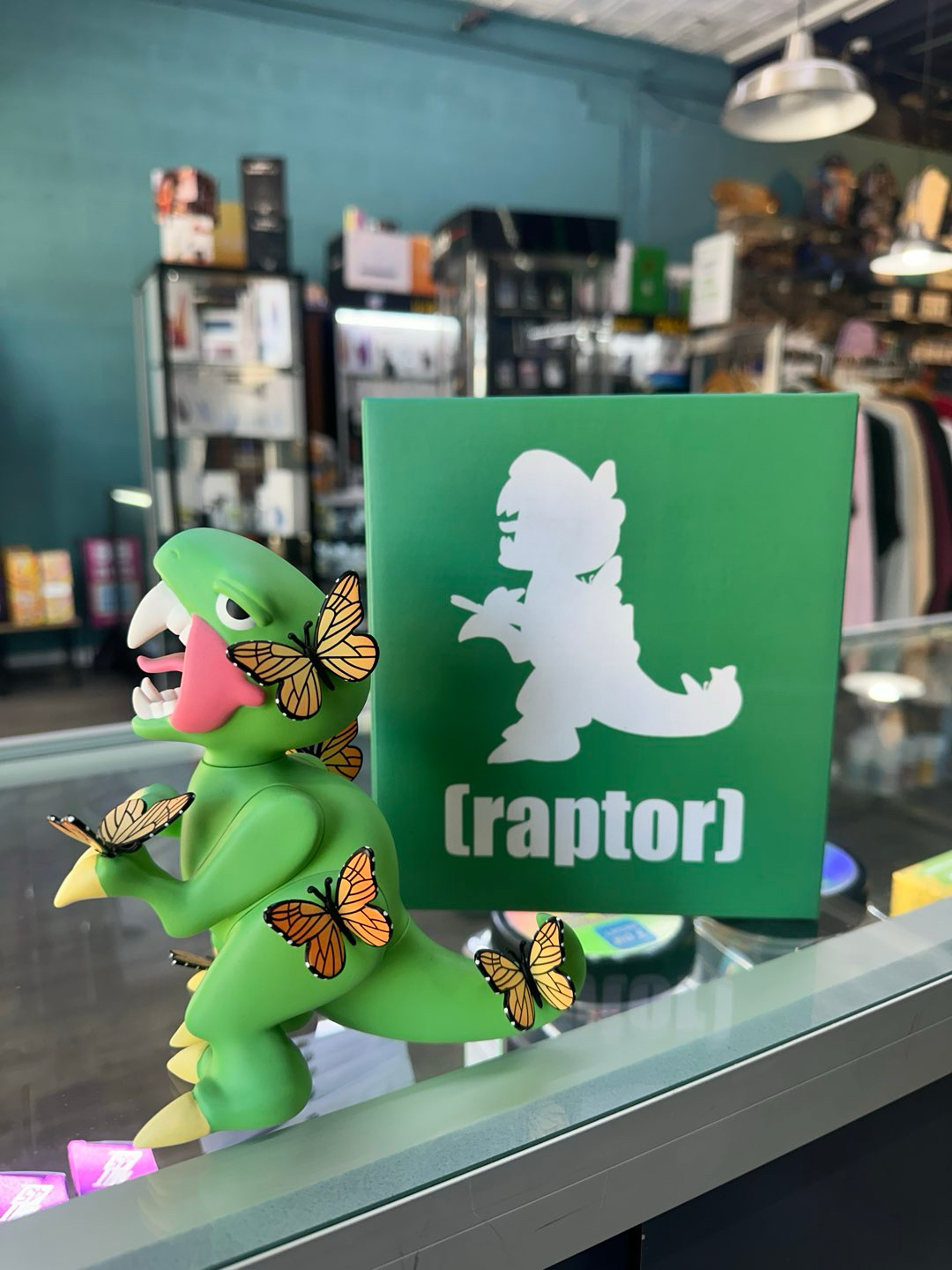 Preview pic of ELBO x Felt butterfly vinyl Raptor