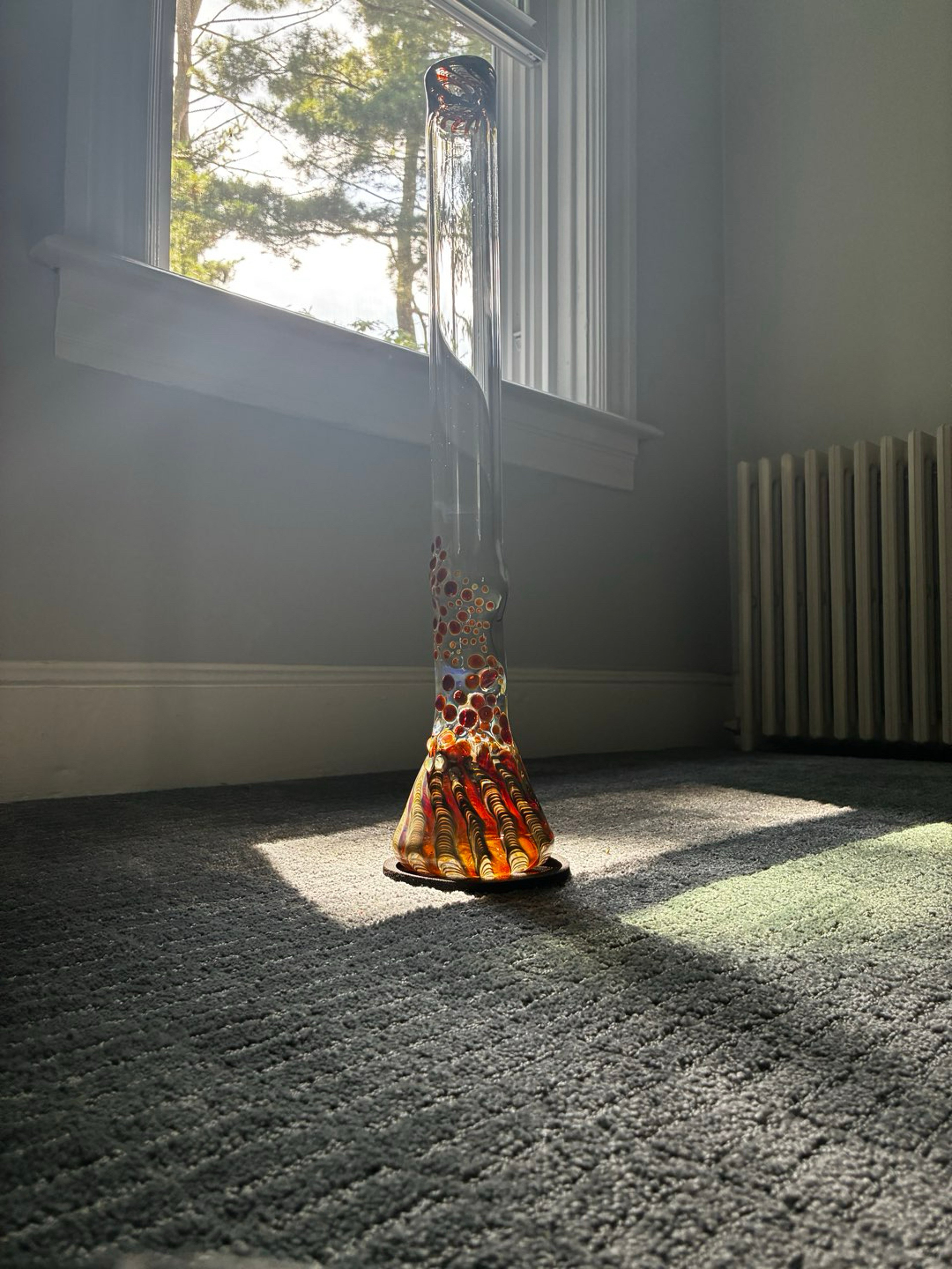 Preview pic of 2 ft glass bong with color and accents