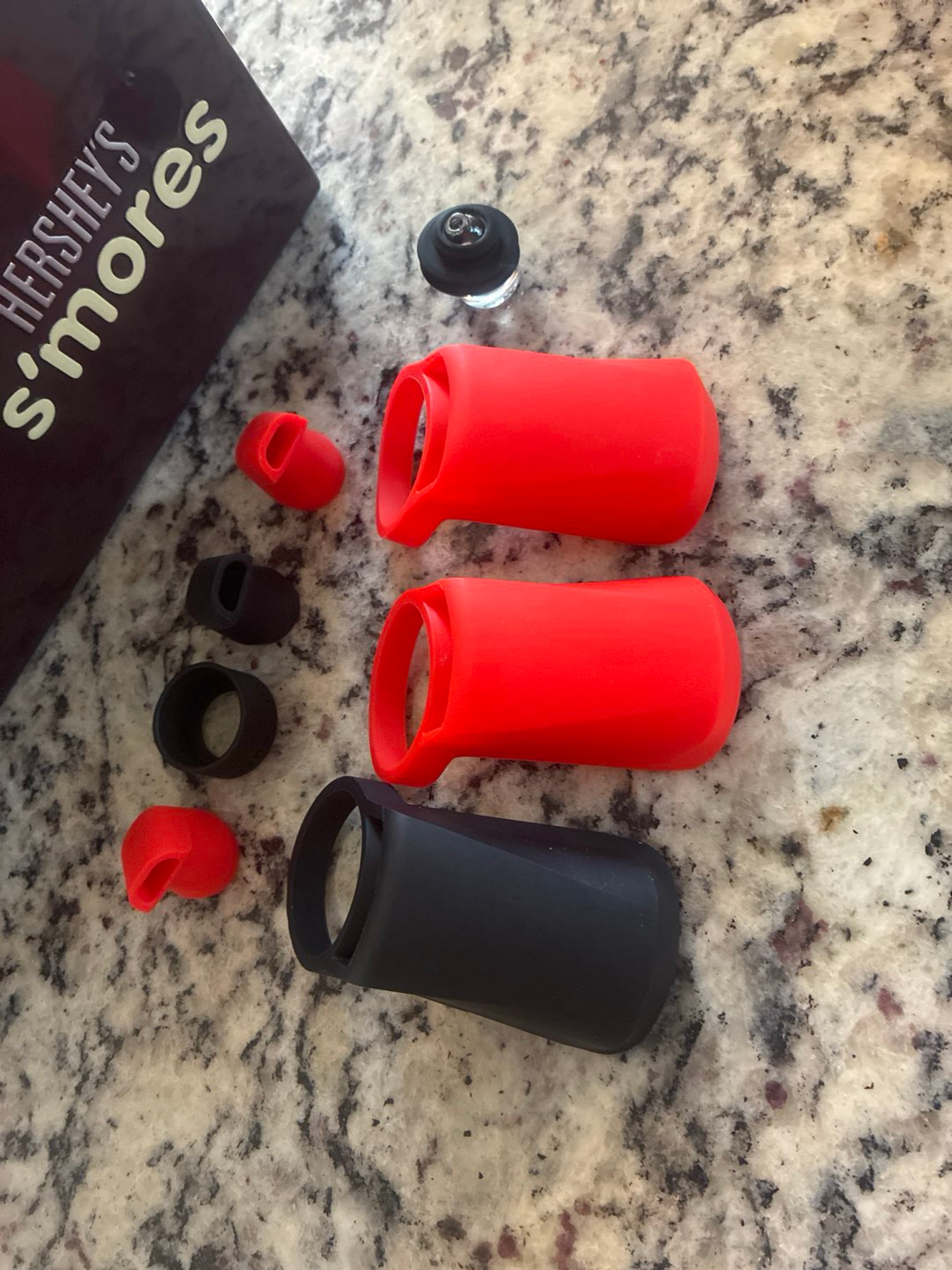 Preview pic of Puffco accessories