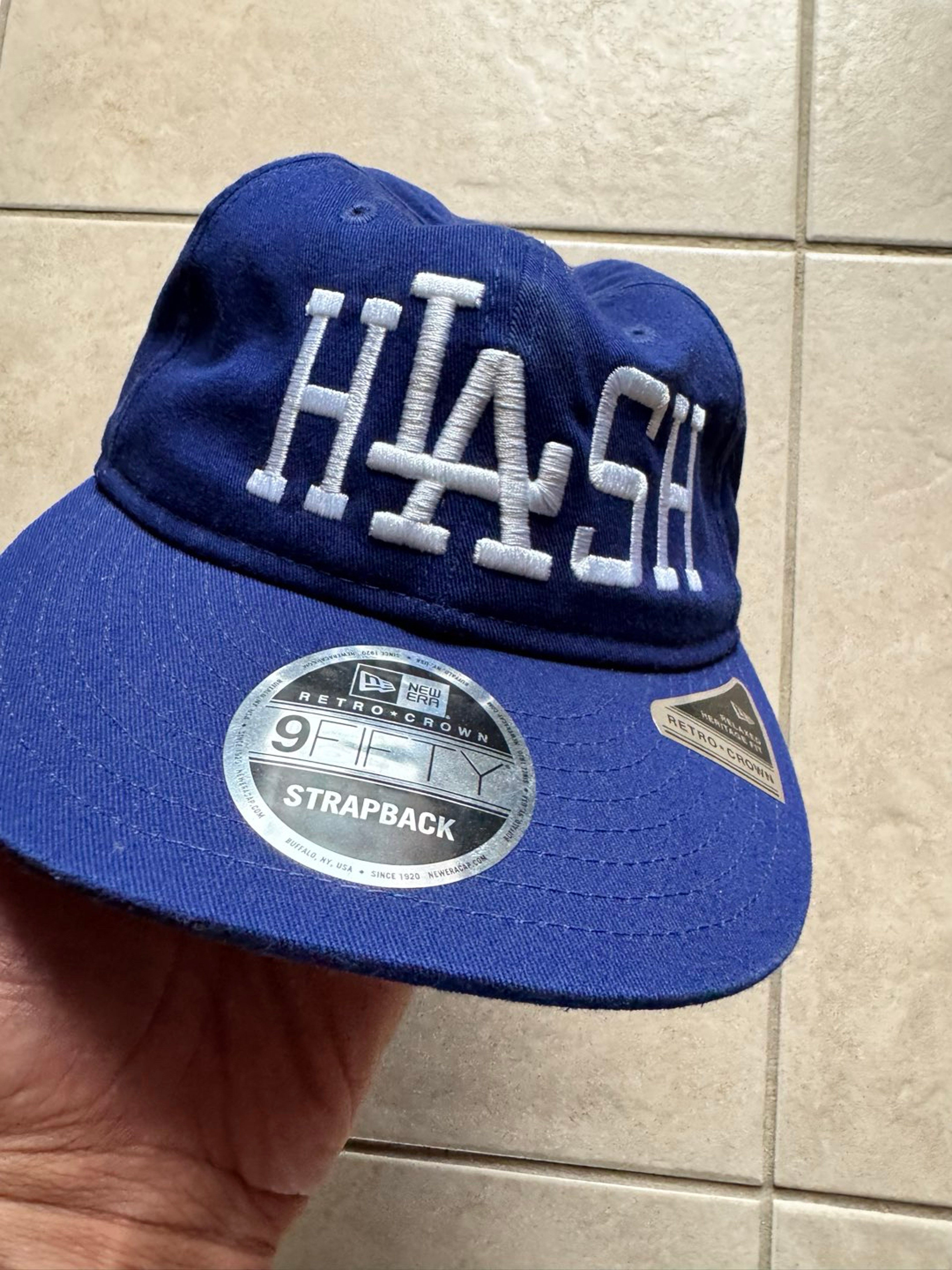 LA HASH hat & print image 0