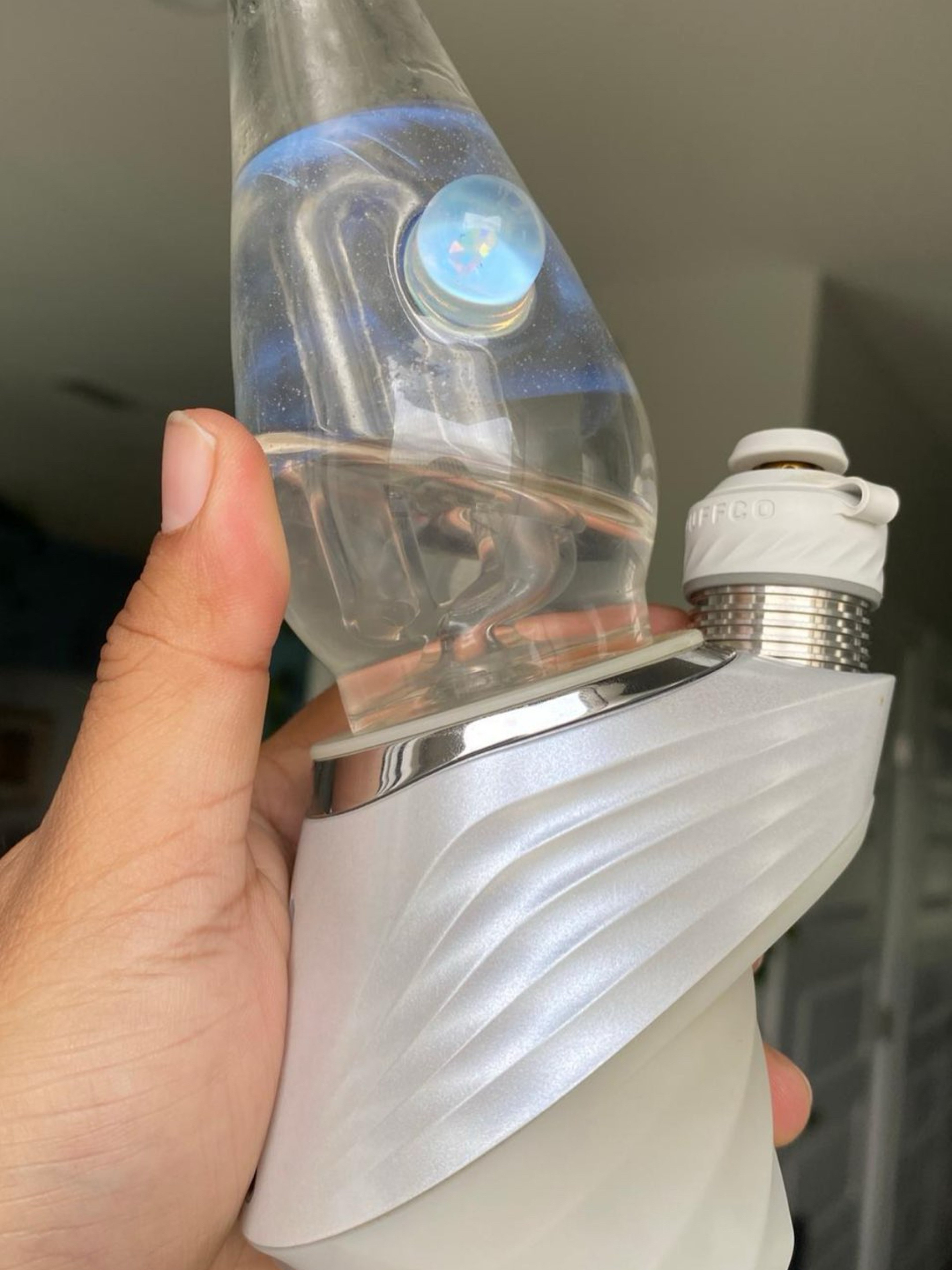 Preview pic of Glass peak top with opal
