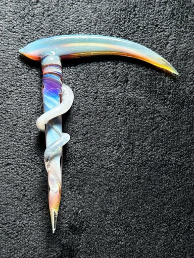 Preview pic of MarvinsGlass Signature Scythe Dabber! 🐍