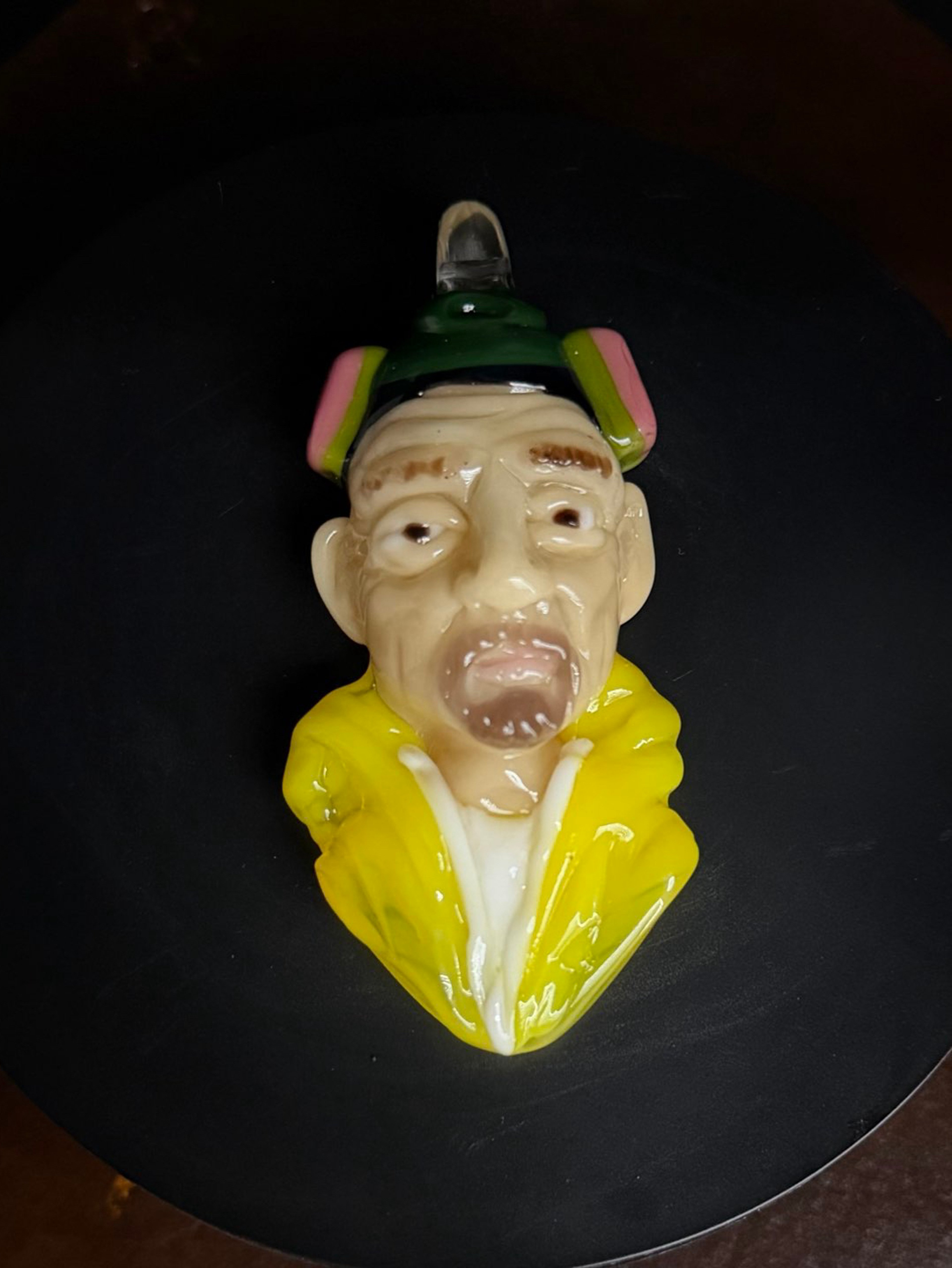 Preview pic of Walter White character pendant