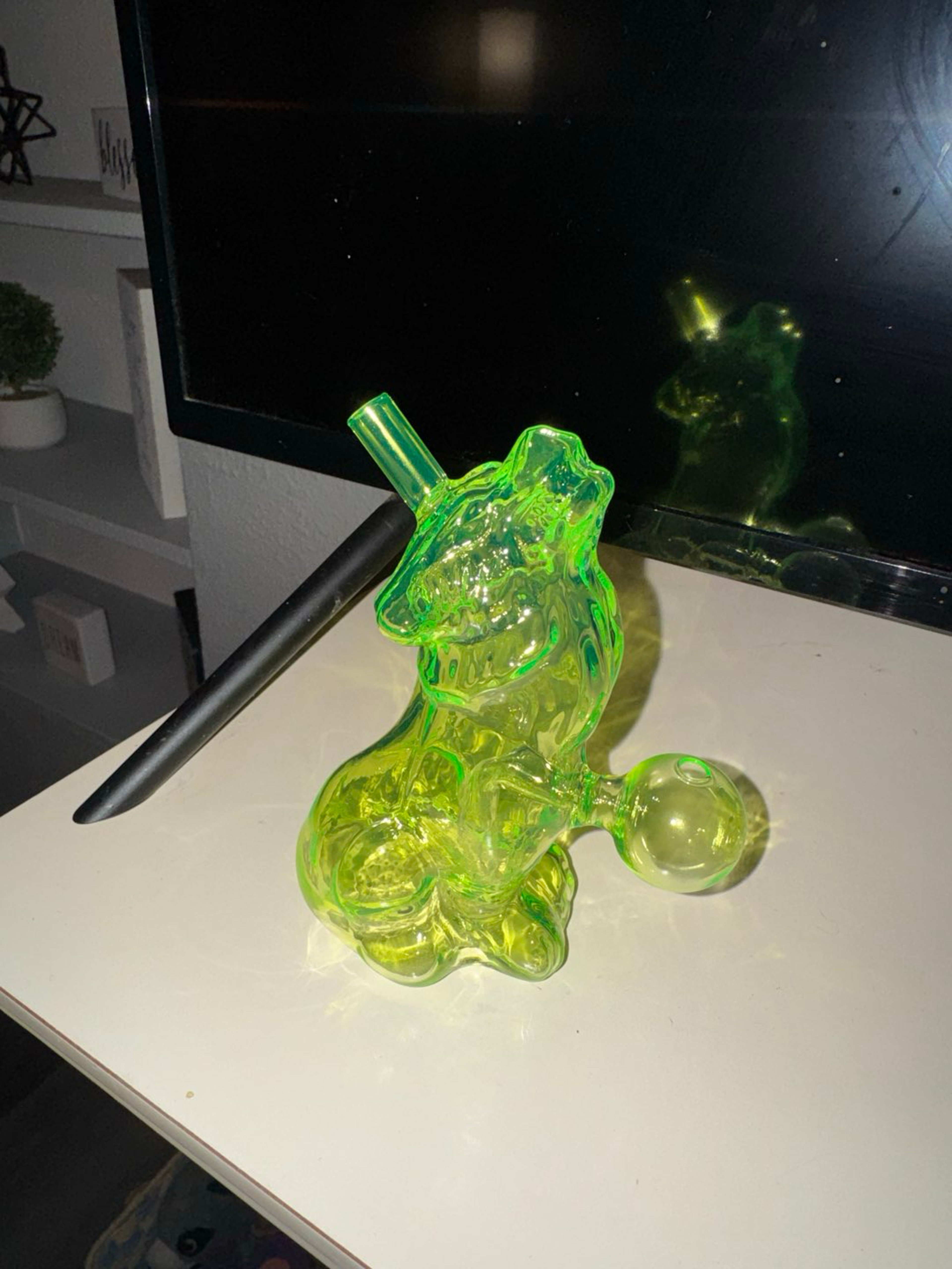 Howling Wolf Oil Burner Water Pipe – 4” image 0