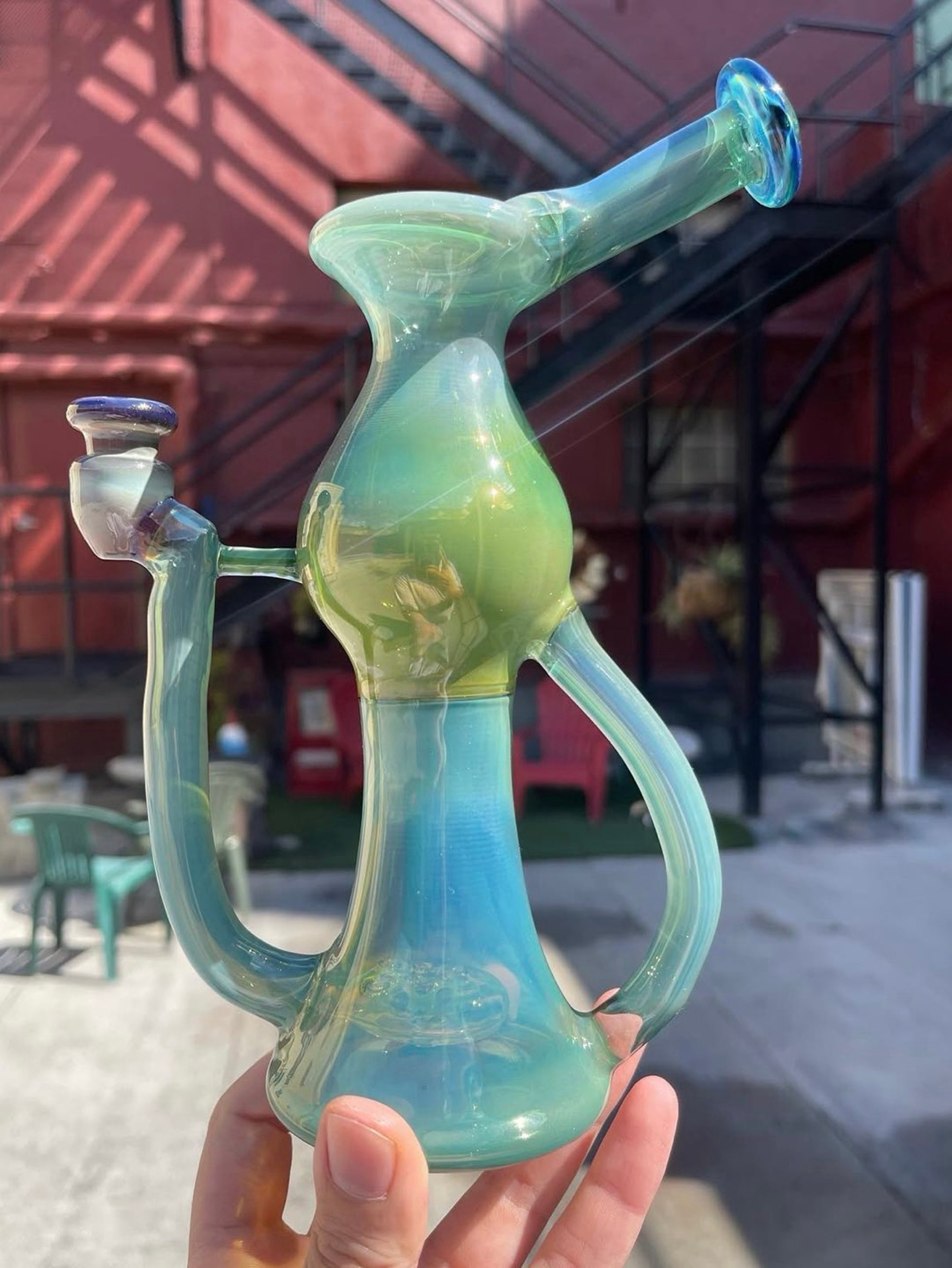 Preview pic of Innerg Glass Alien Tech Bubble Dumper Heady Rig