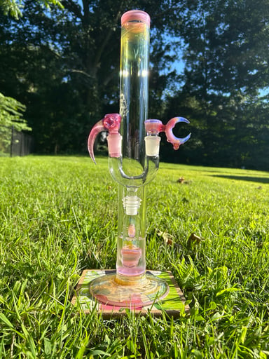 Preview pic of Pink cfl Fa yougo