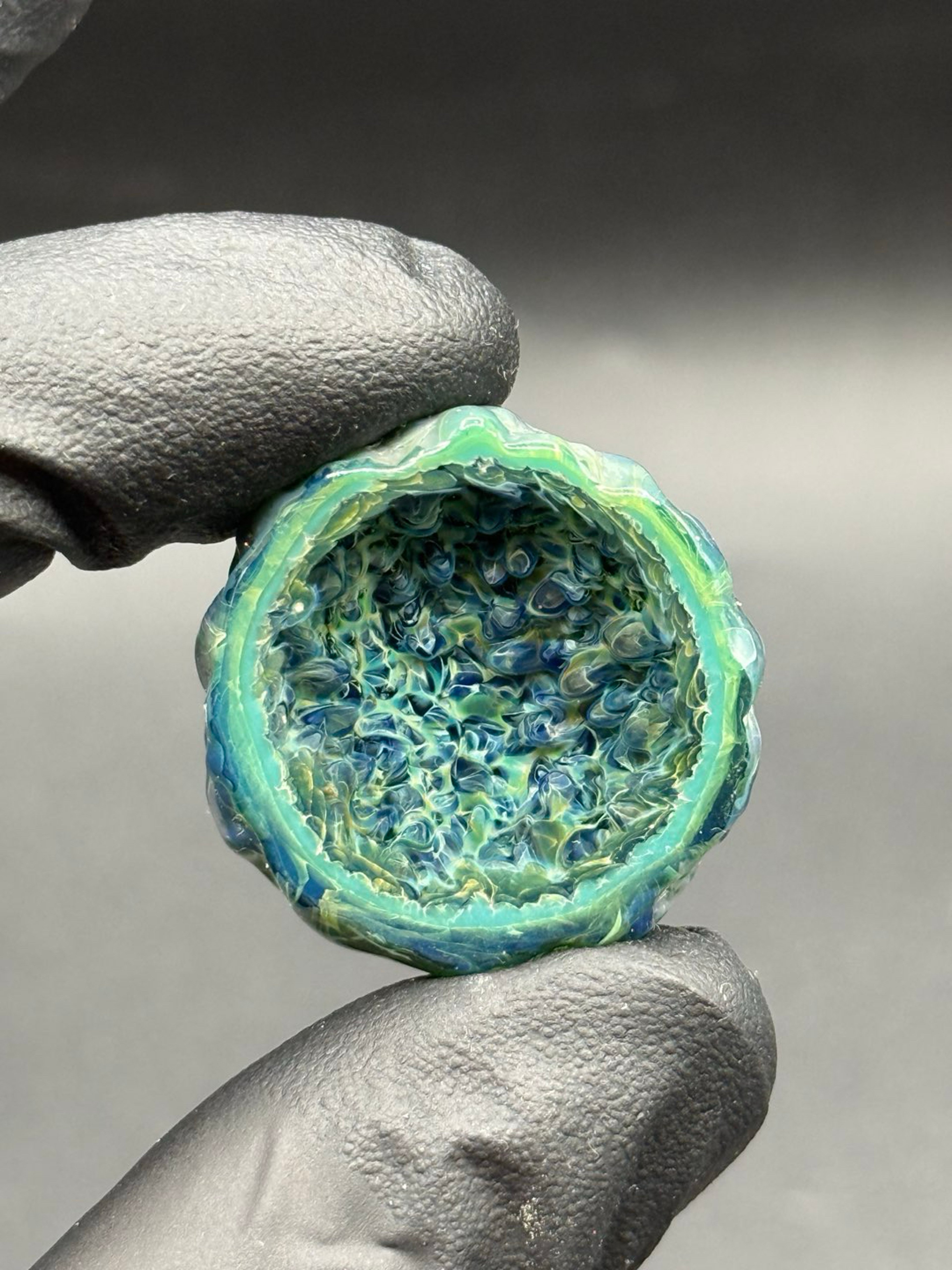 Preview pic of Pocket geode UV
