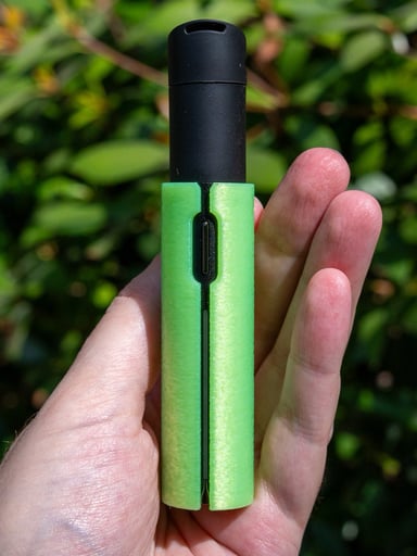 Preview pic of Puffco pivot case  with pocket clip - slyme green by Ascendingtom