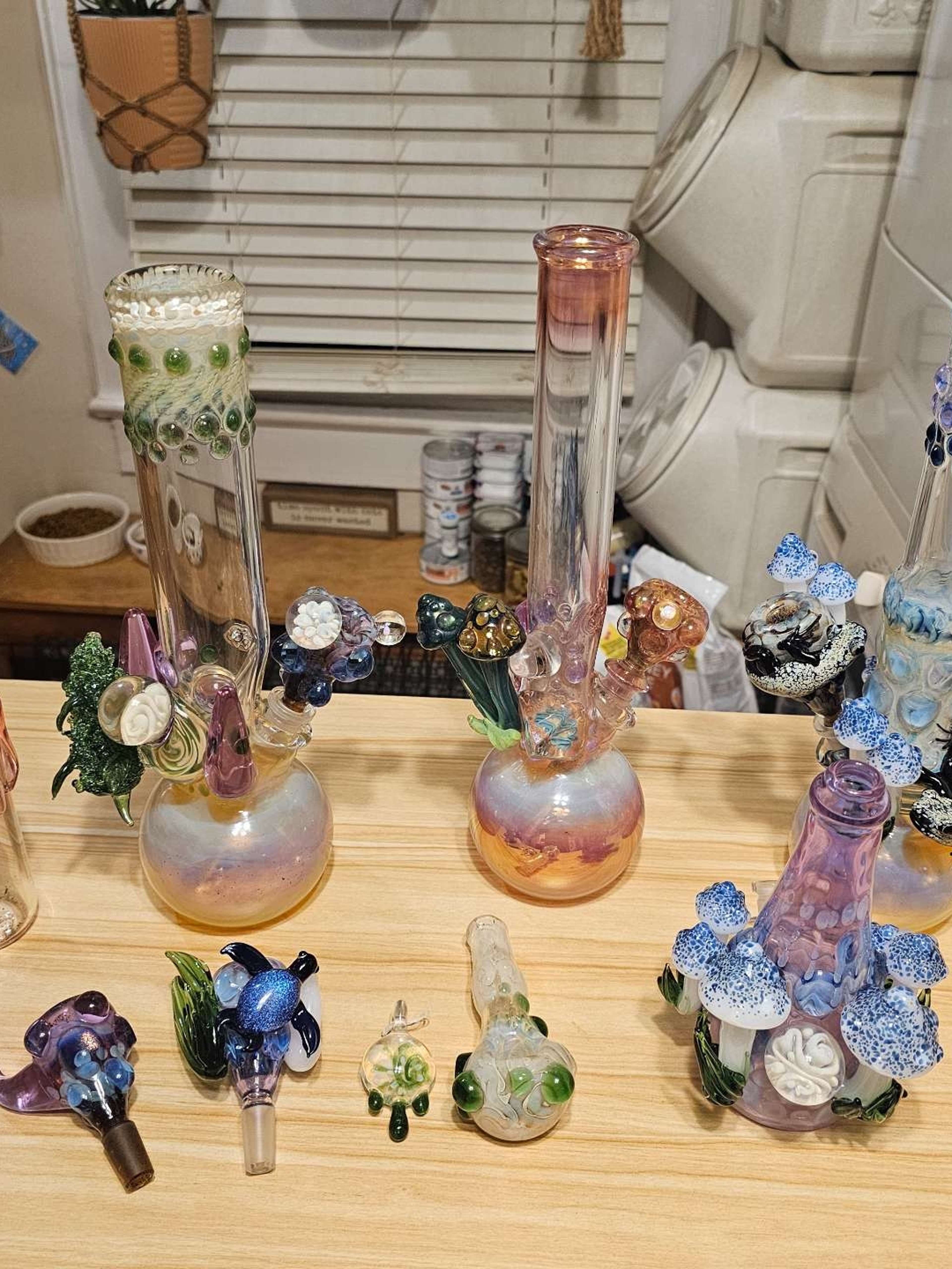 Preview pic of Grinder Glass