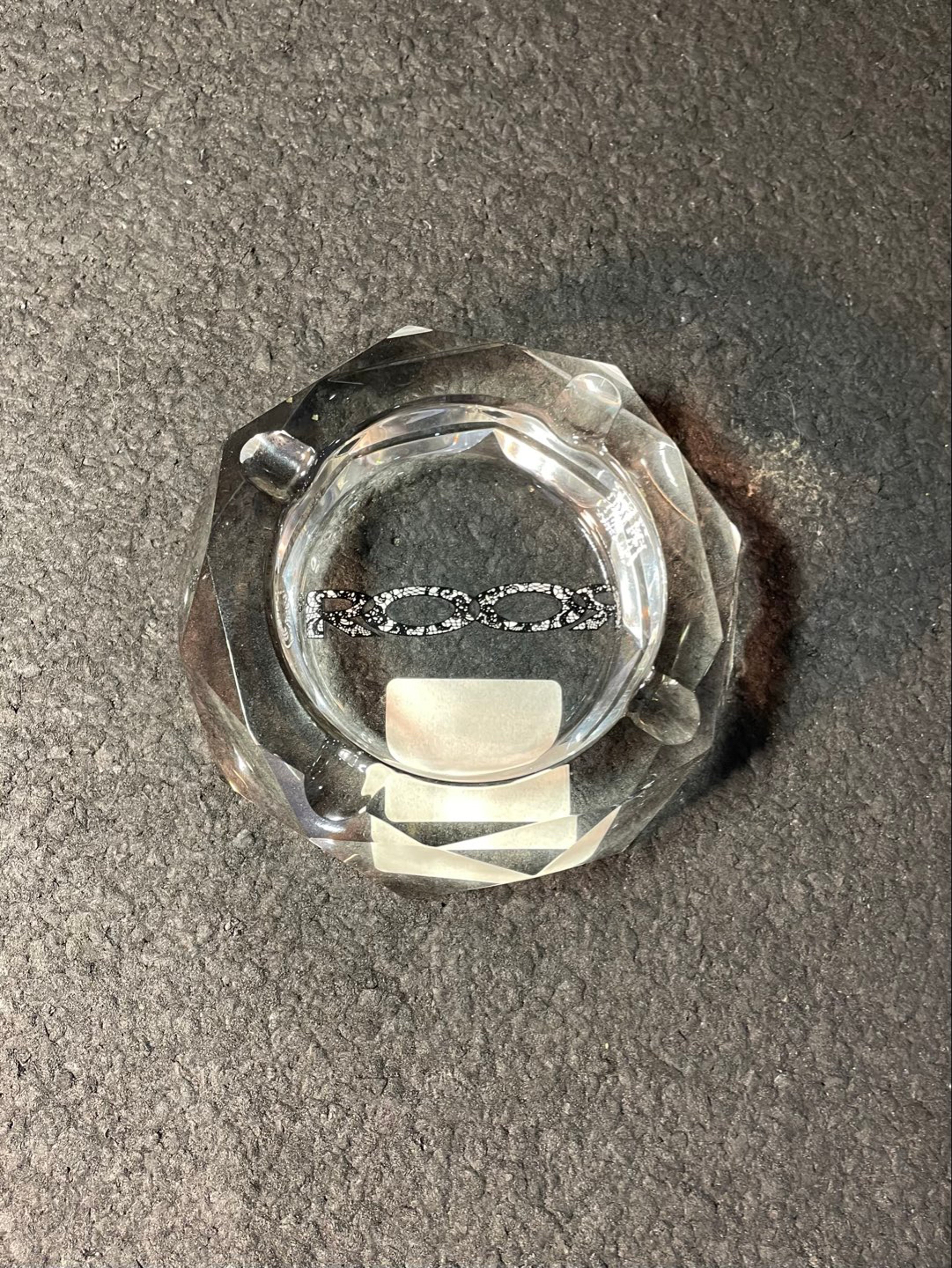 Preview pic of Roor Ashtray