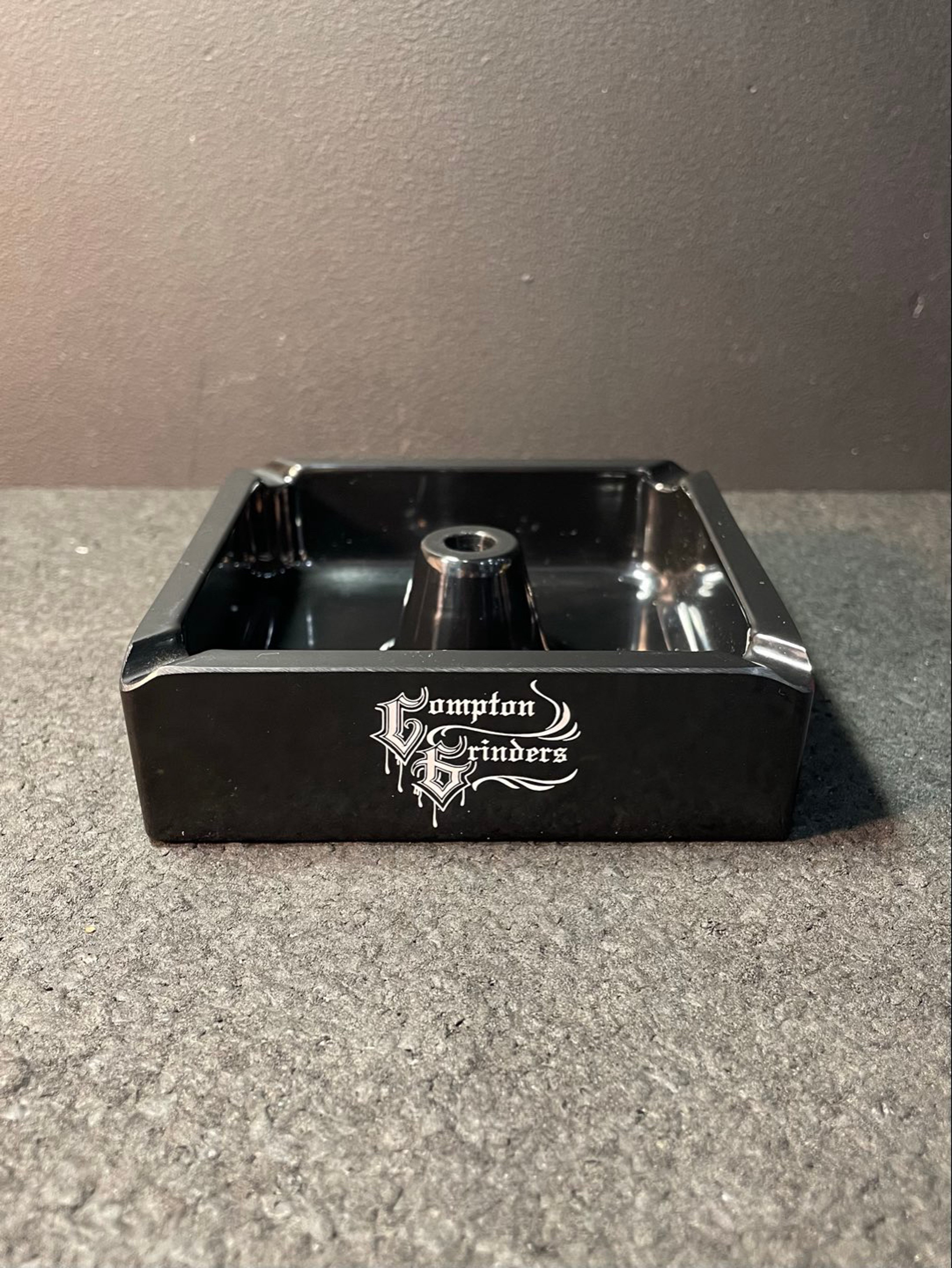 Preview pic of Compton Grinders Ashtray
