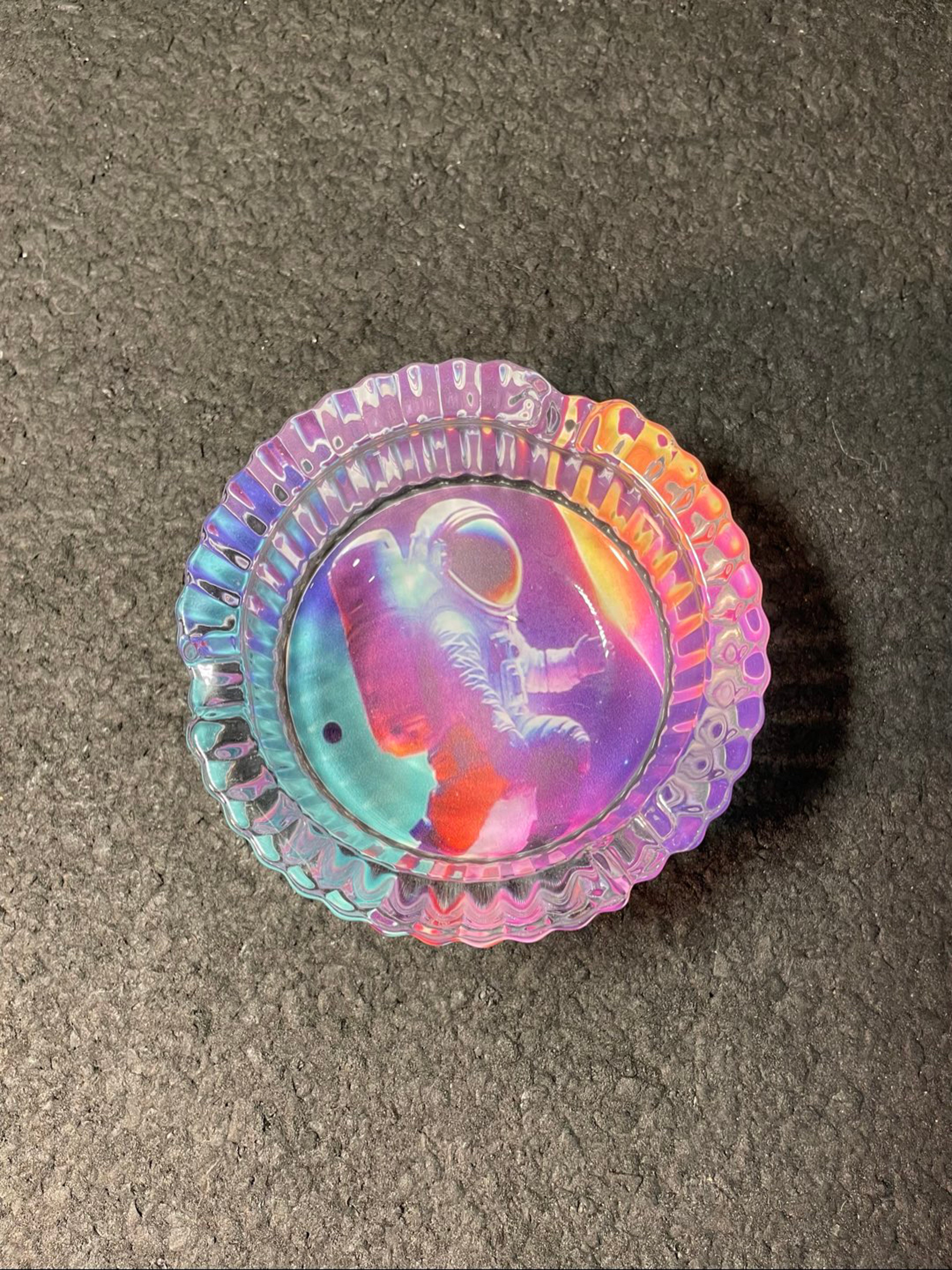 Preview pic of Scalloped Ashtray