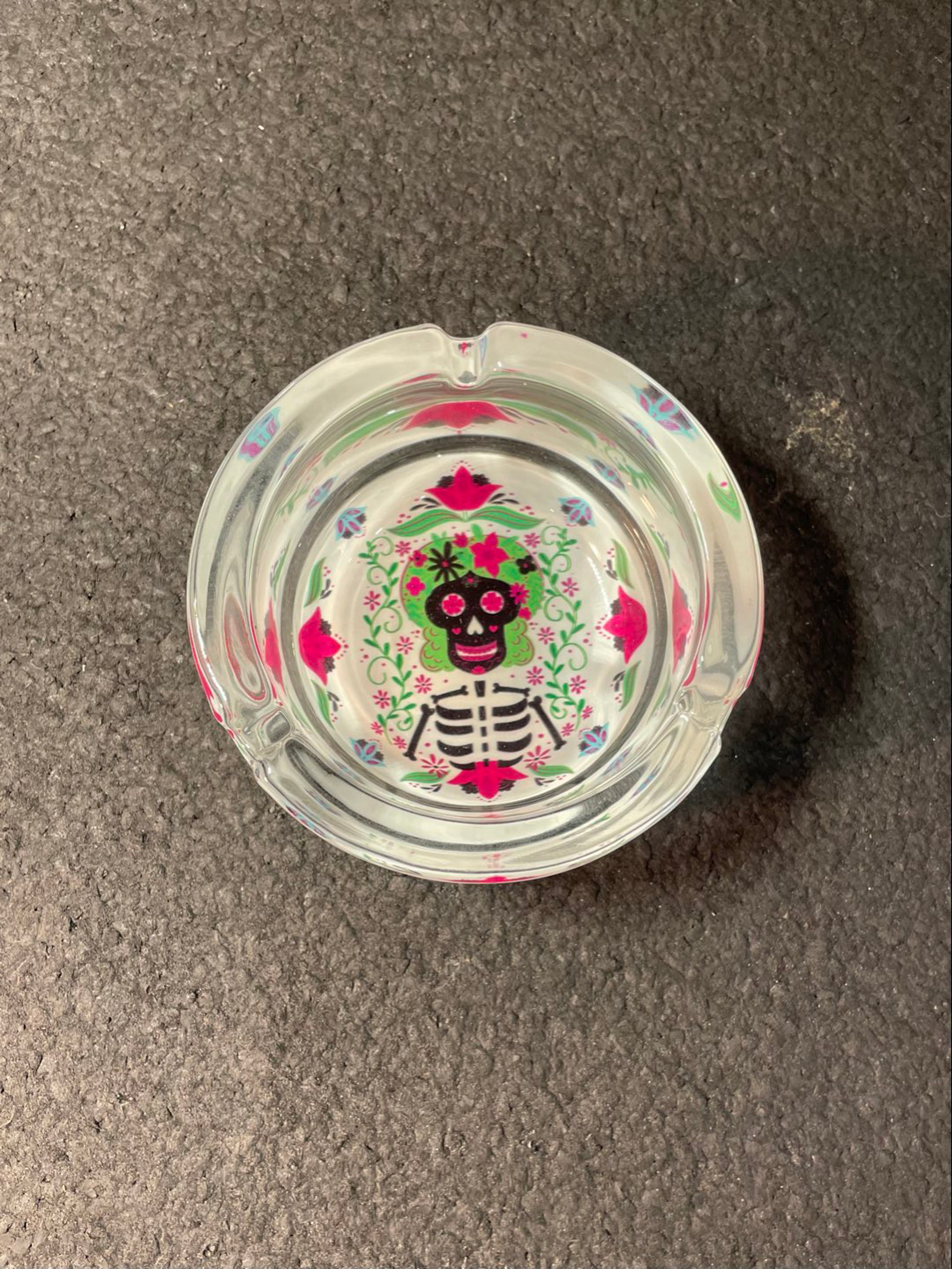 Preview pic of Skull Ashtray