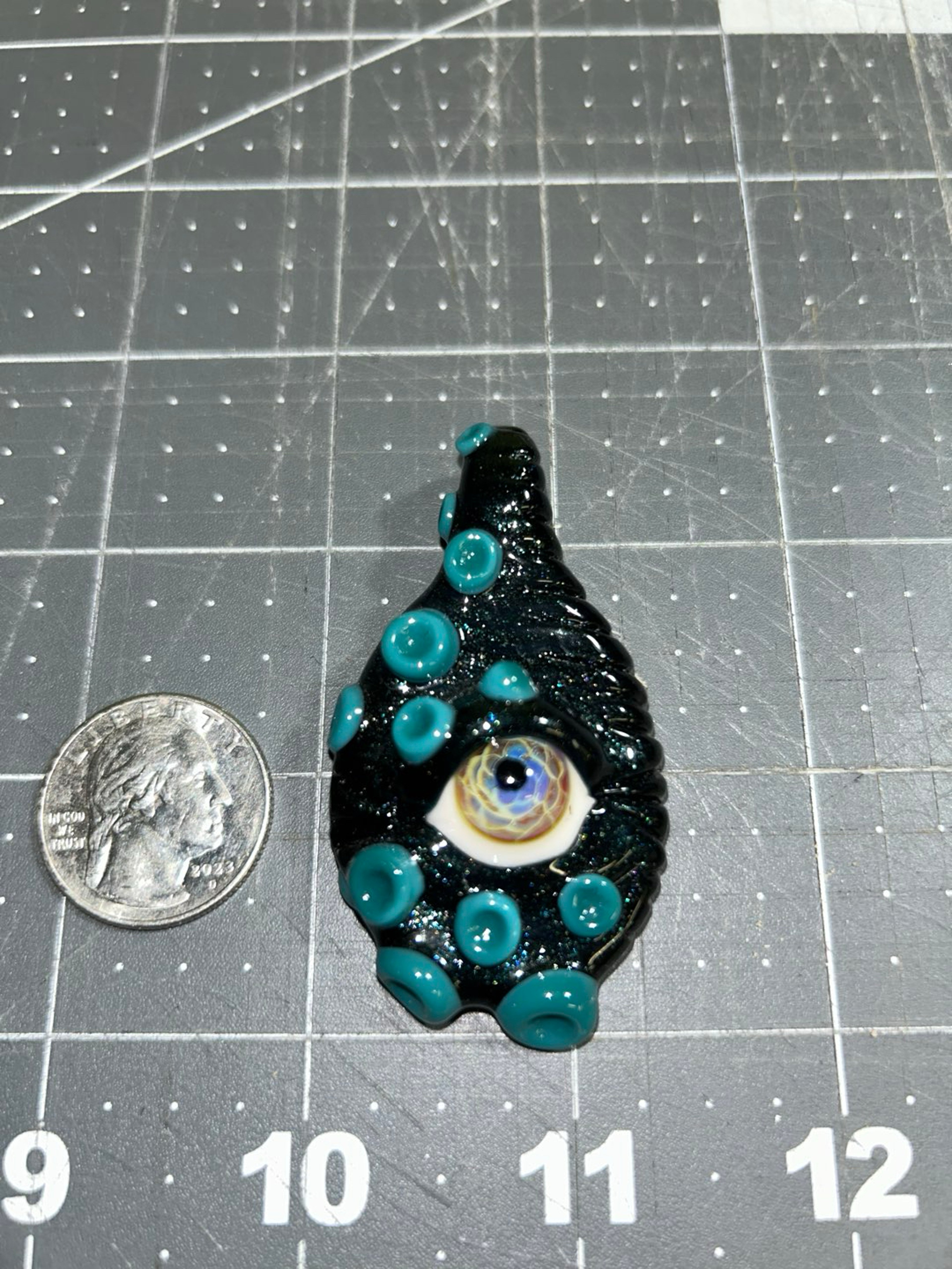 Preview pic of Eye ball pendy