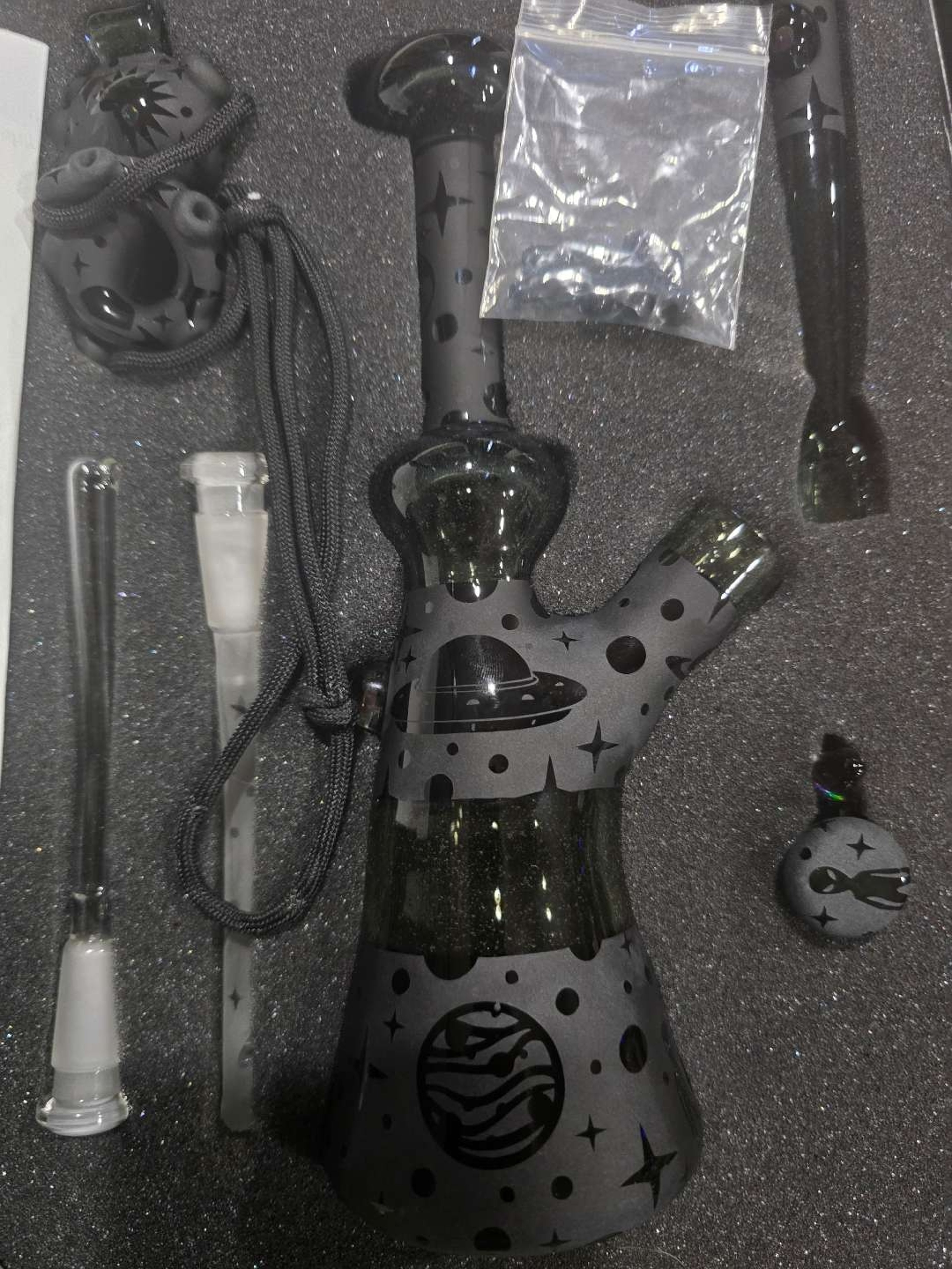 Preview pic of Crooks glass set