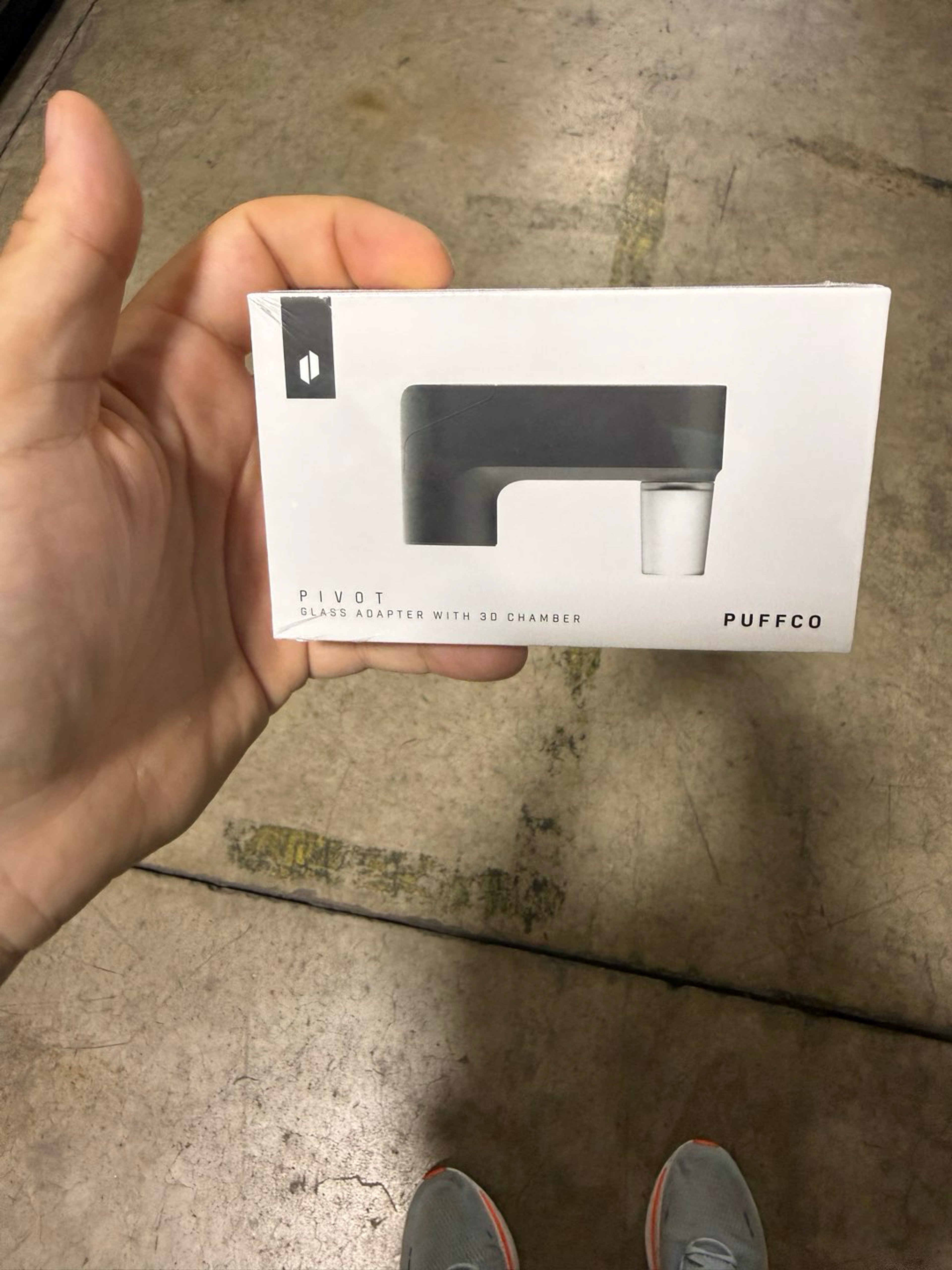 Preview pic of 🆕 Puffco piviot glass adapter