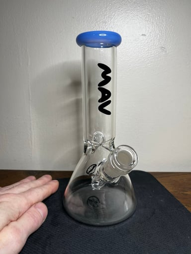 Preview pic of Mav Glass mini 8” beaker bong