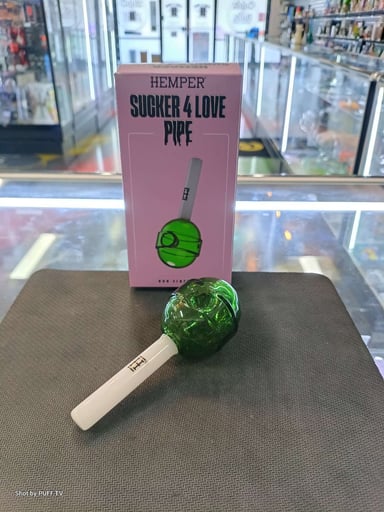 Preview pic of Hemper lollipop hand pipe new in box