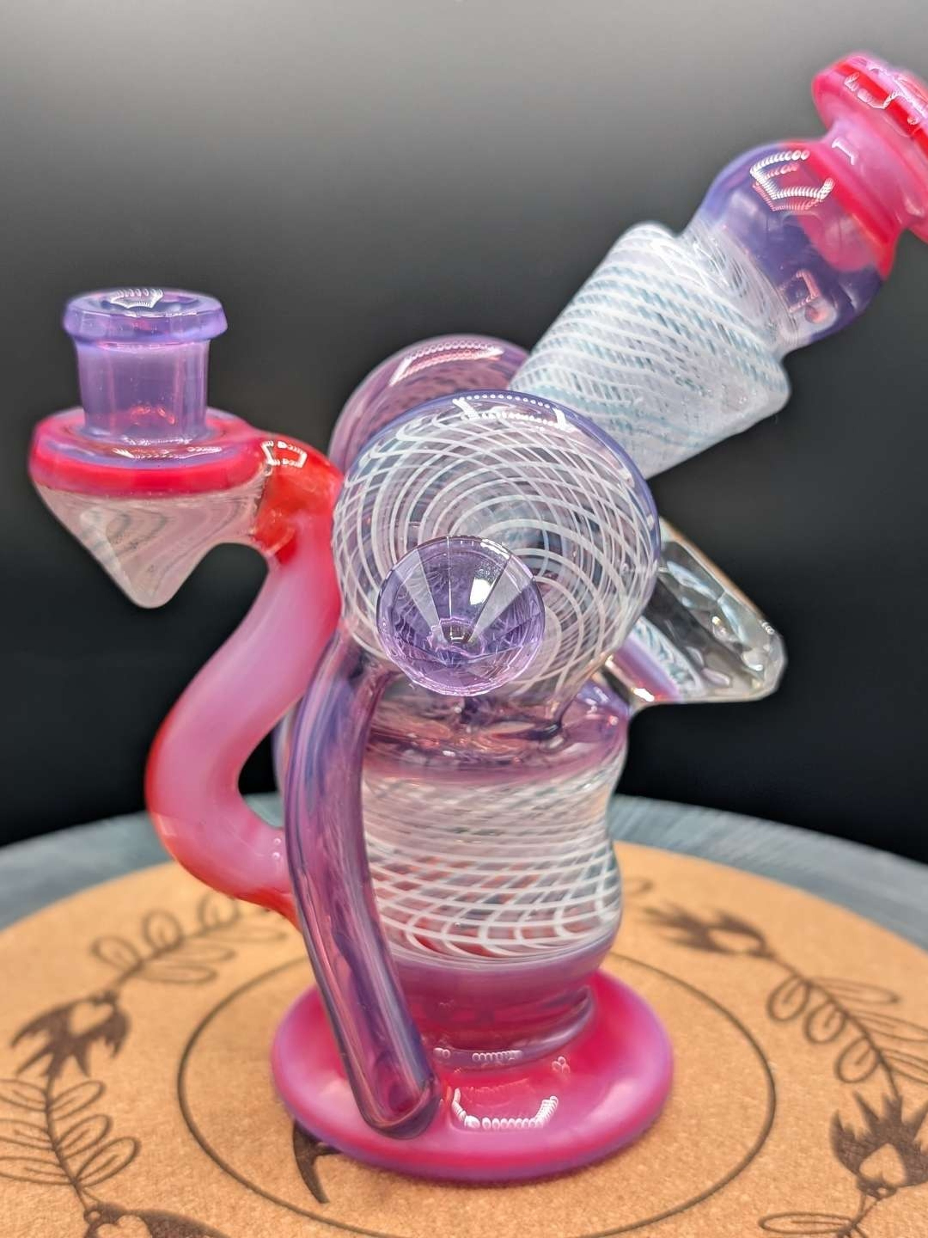 Preview pic of Trill Glass faceted rig