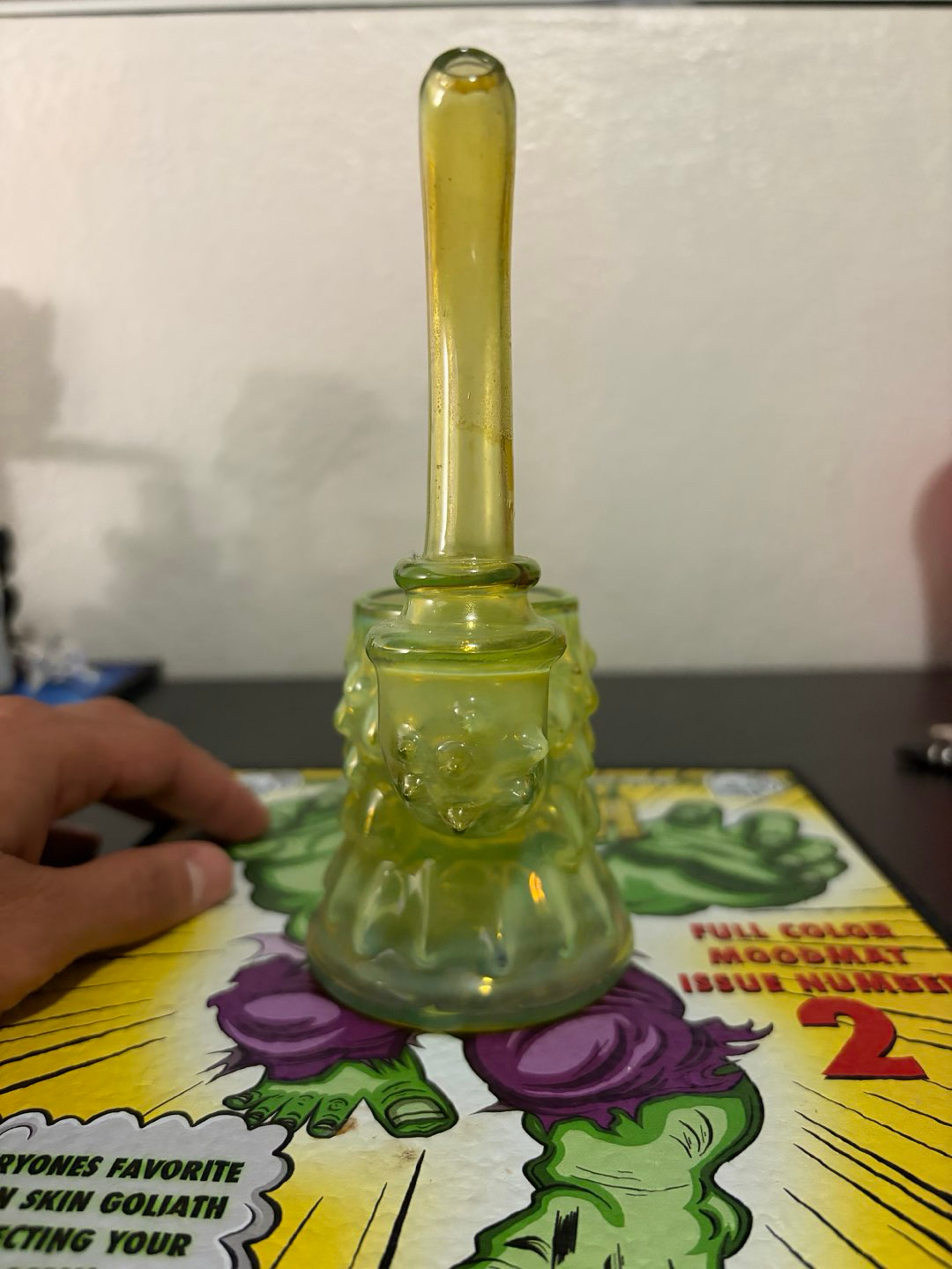 Preview pic of Avery York puffco proxy dry top