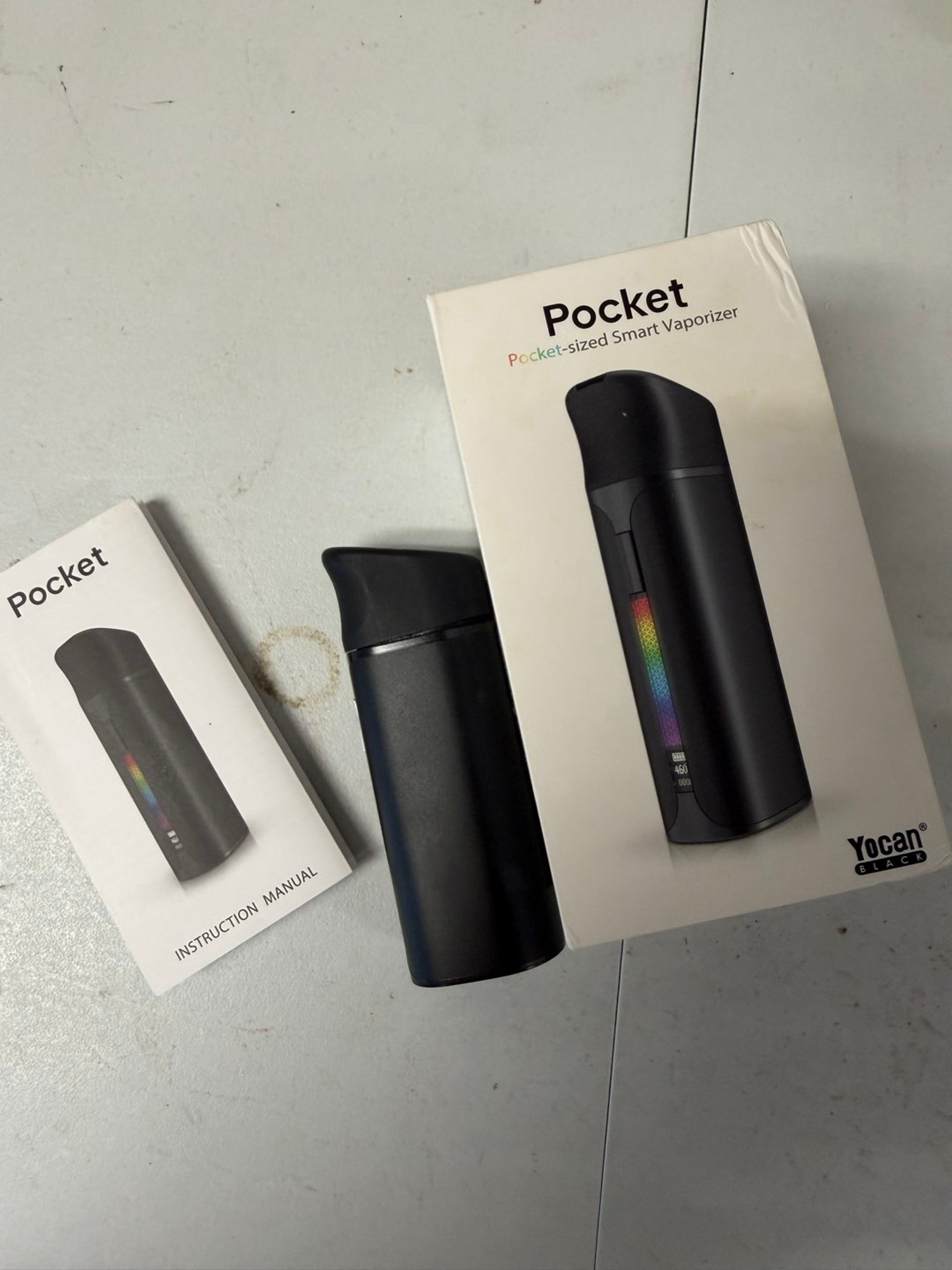 Preview pic of Yocan Jet Black Pocket - Black