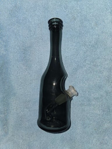 Preview pic of Saki bottle