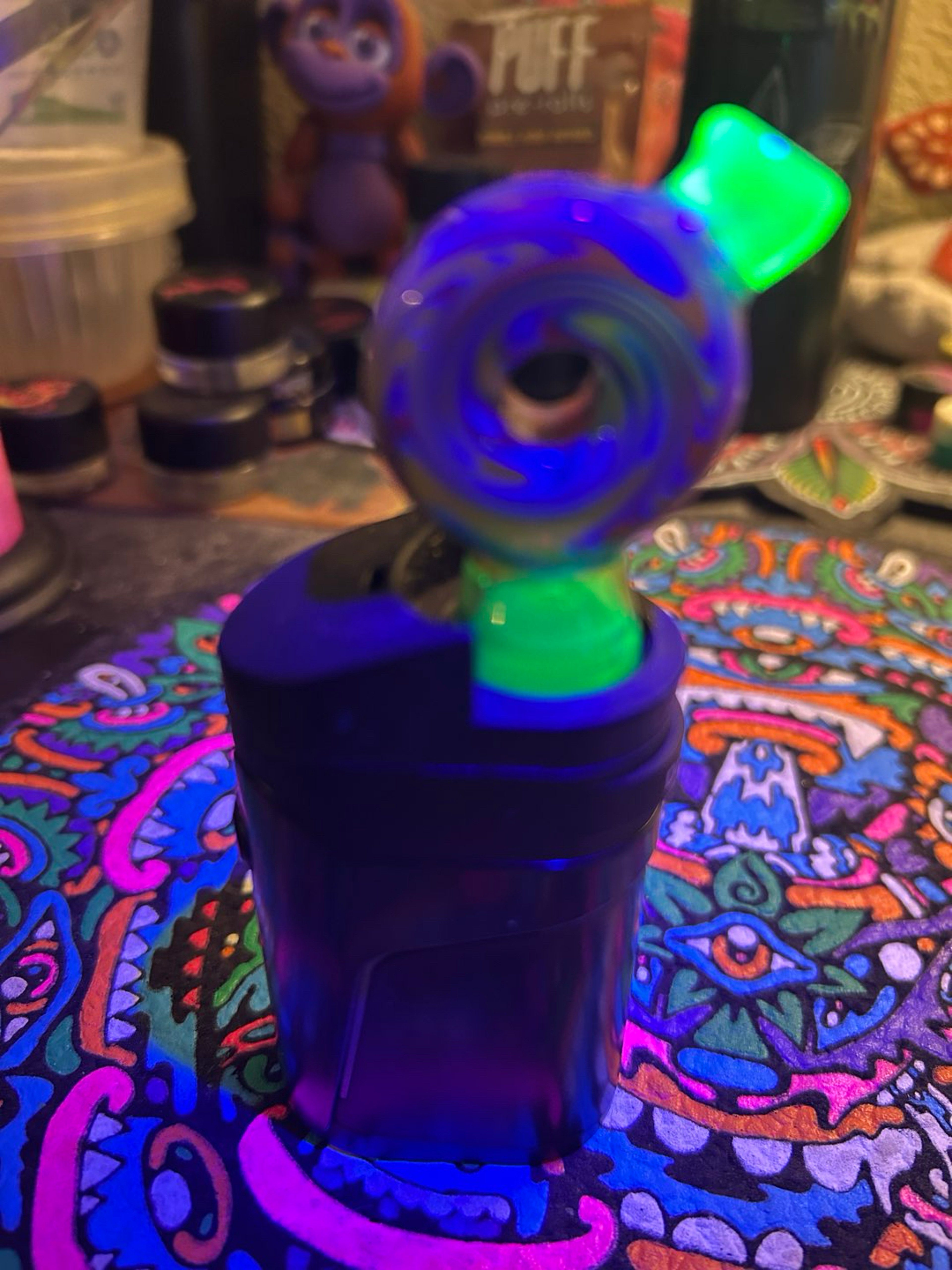 Preview pic of Dr. dabber ghost top UVB donut with wigwag