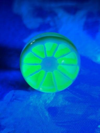 Preview pic of Lyons glass marble w uv